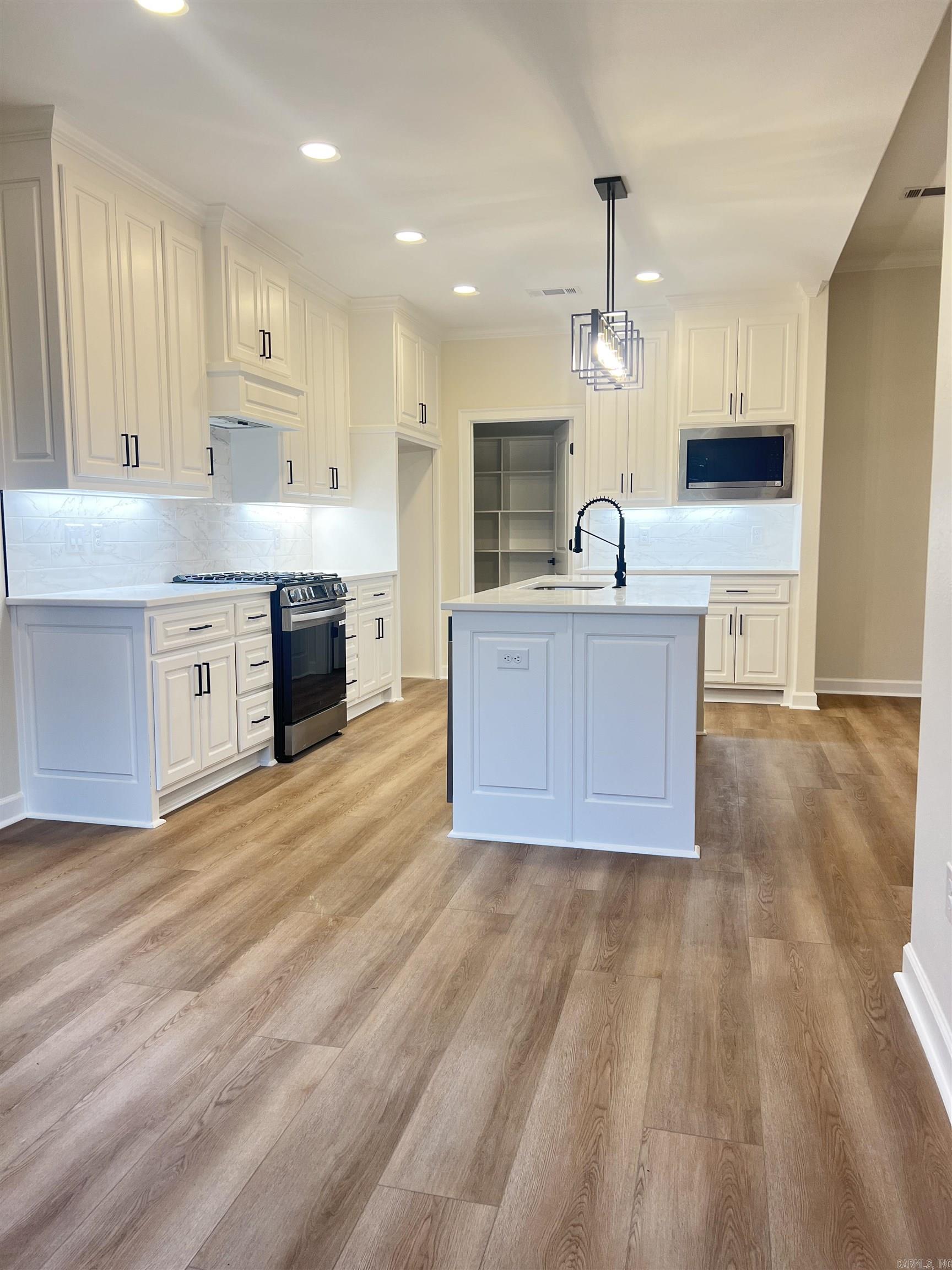 THE GROVE - Residential