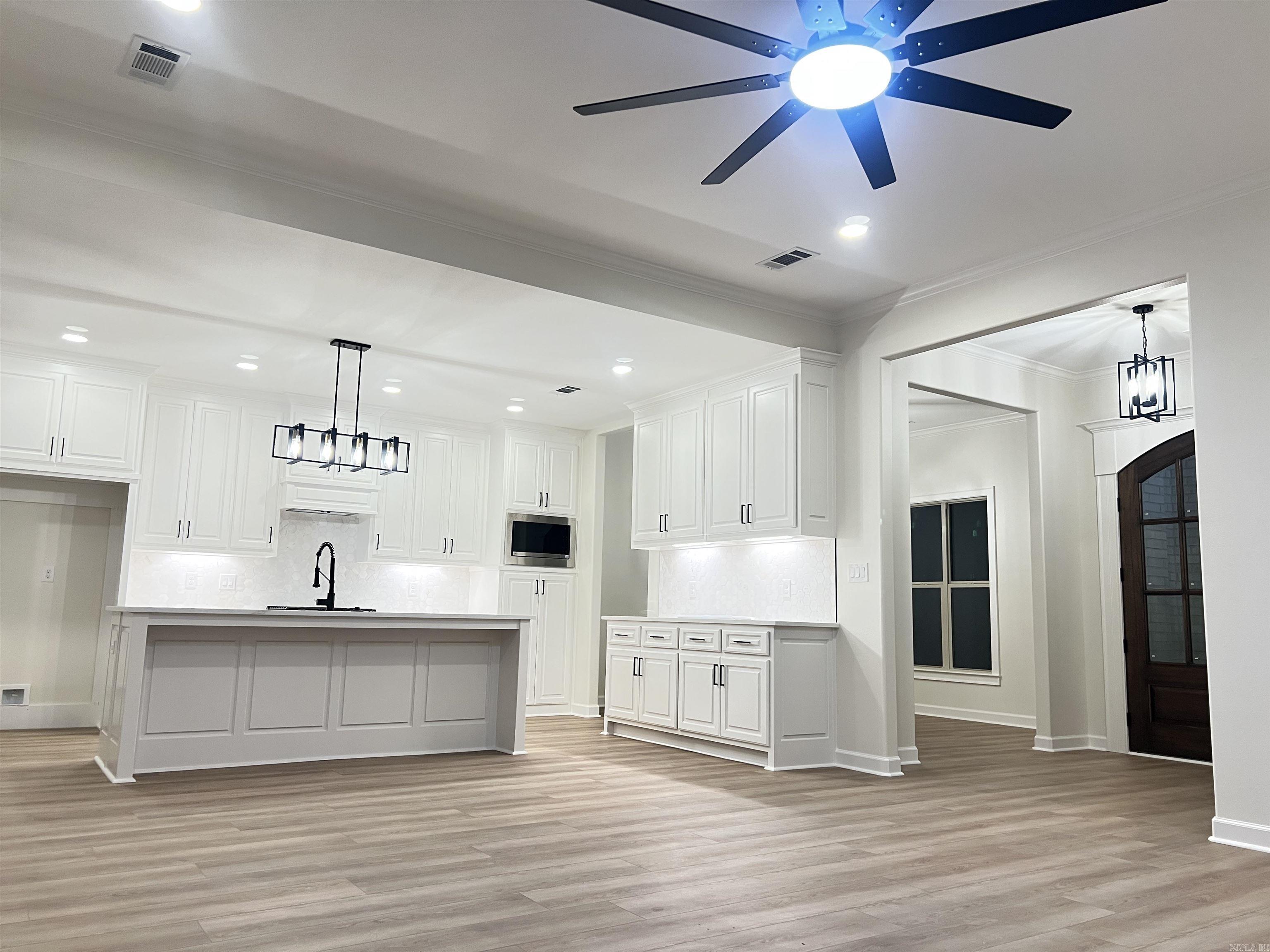 THE GROVE - Residential