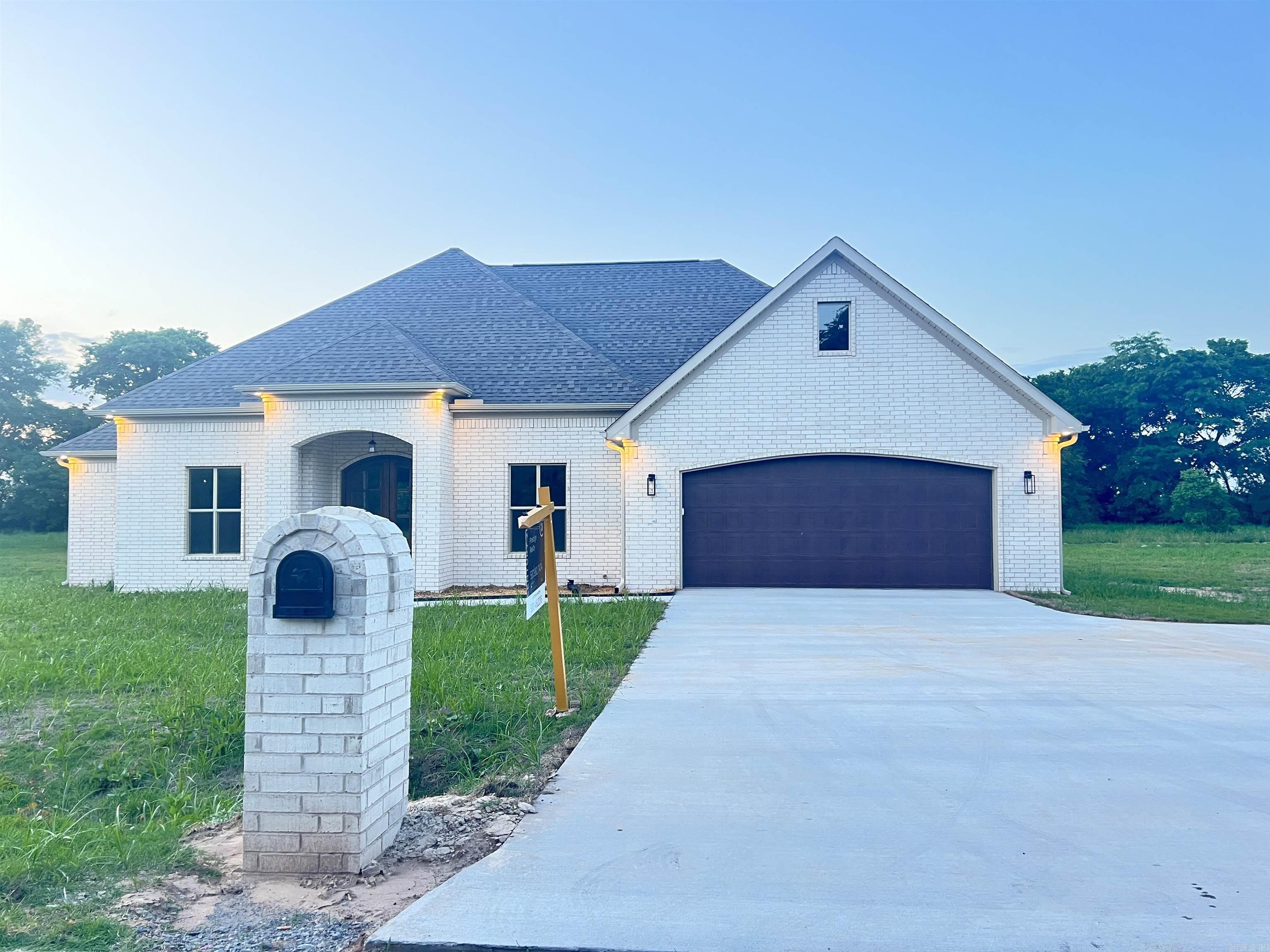 THE GROVE - Residential