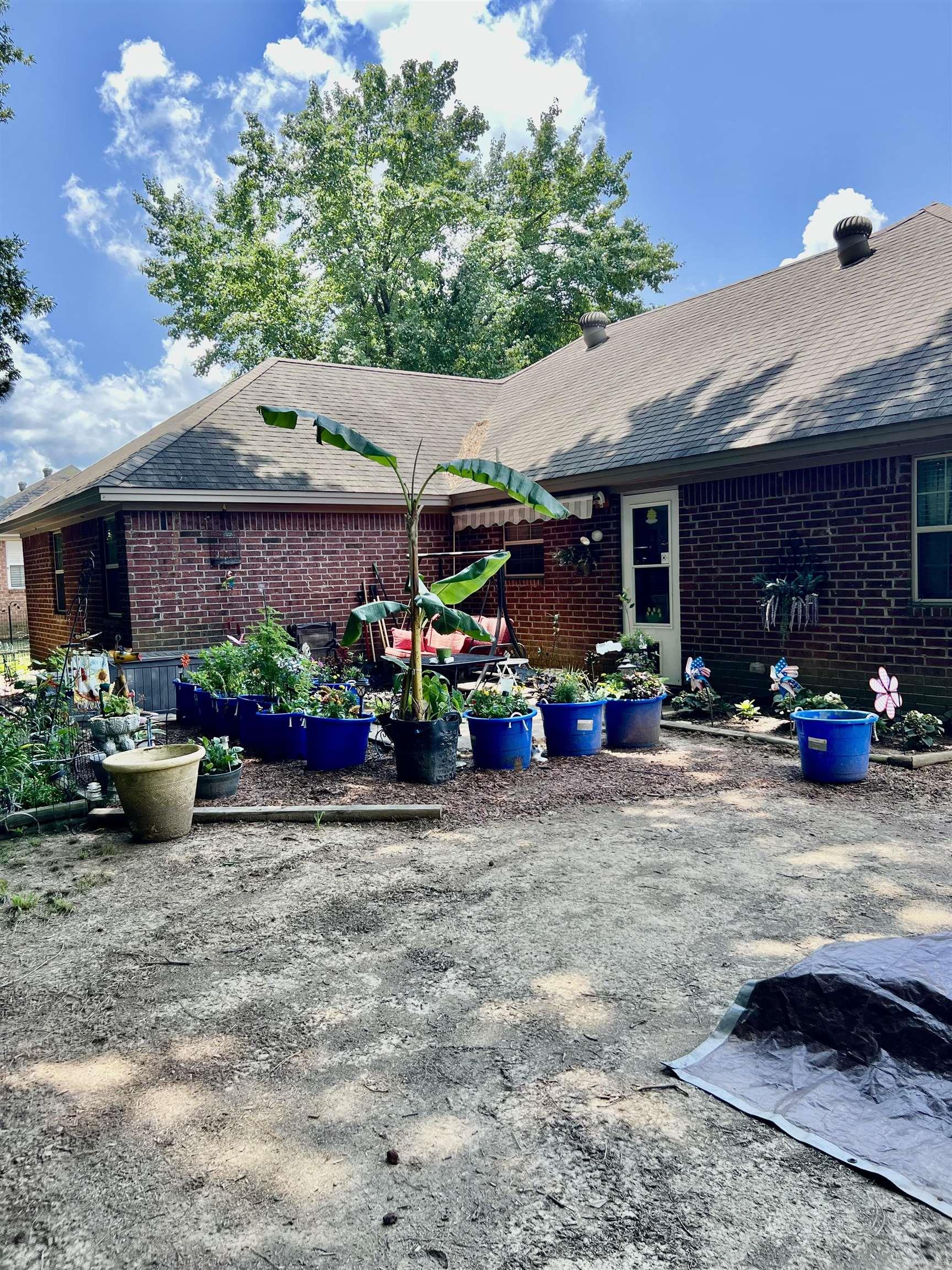 SKYLINE MEADOWS - Residential