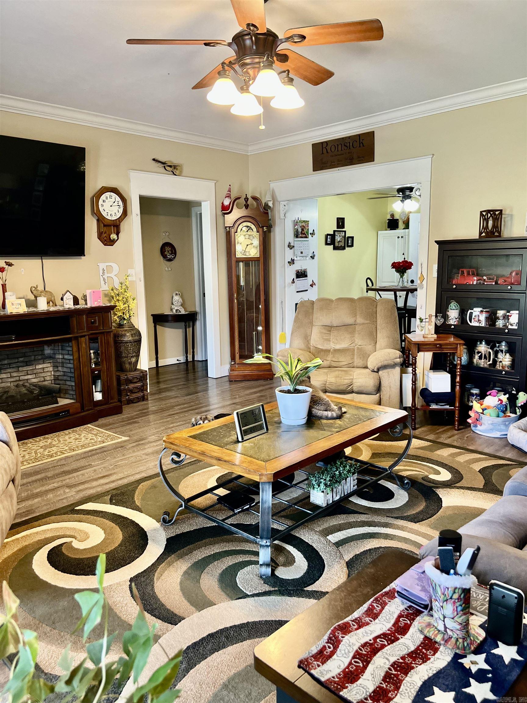 SKYLINE MEADOWS - Residential