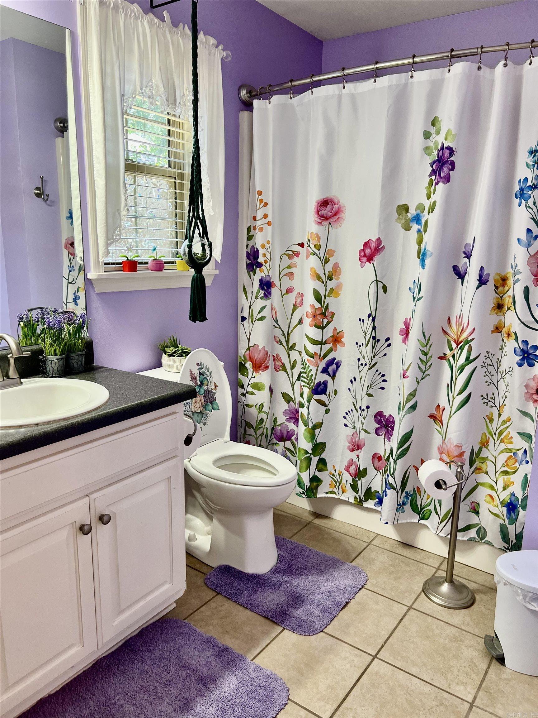 SKYLINE MEADOWS - Residential