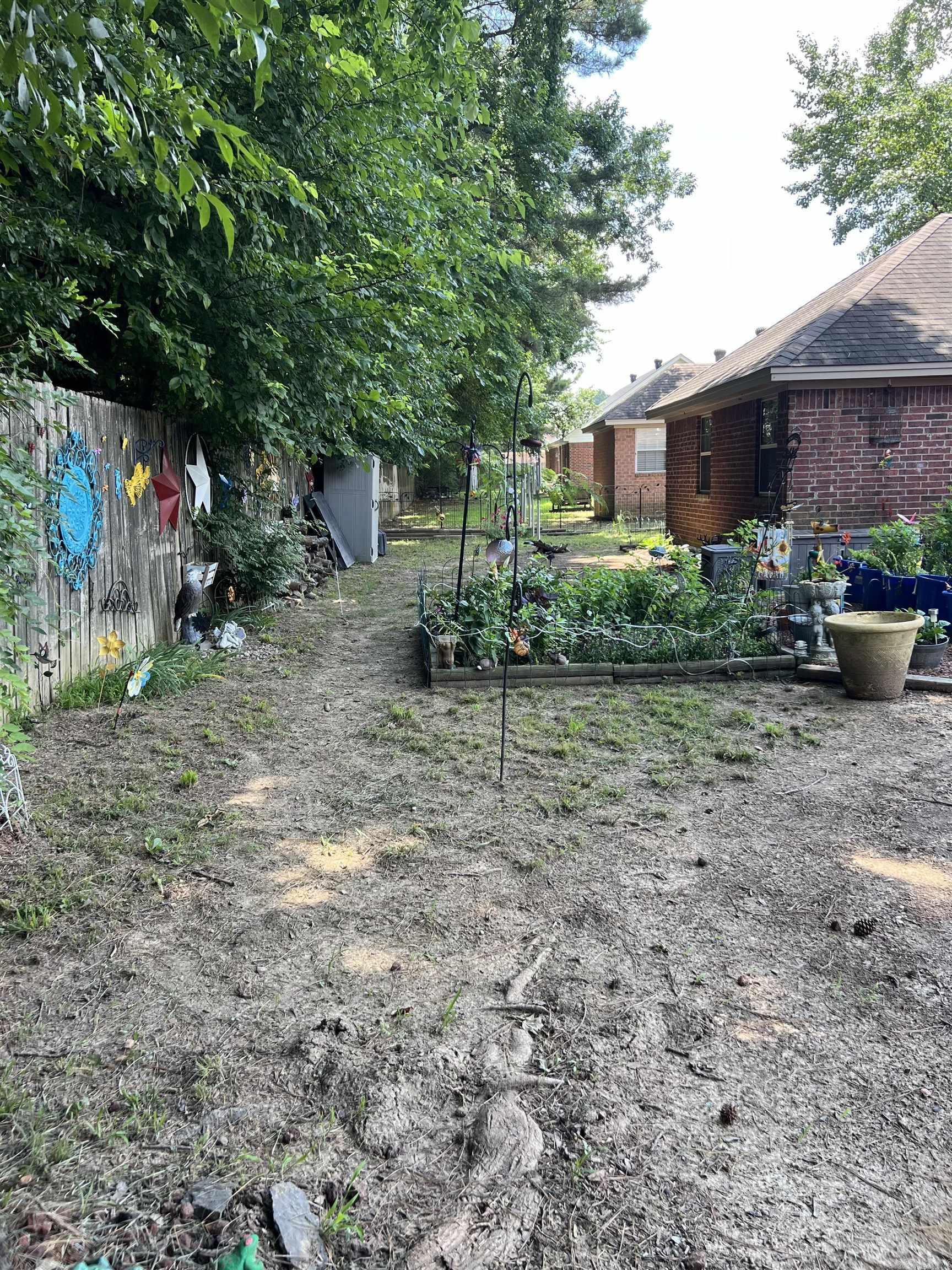 SKYLINE MEADOWS - Residential