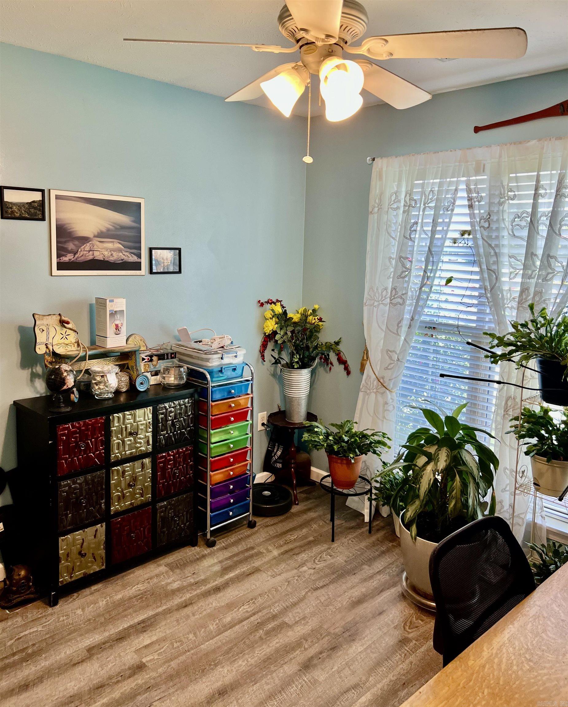 SKYLINE MEADOWS - Residential