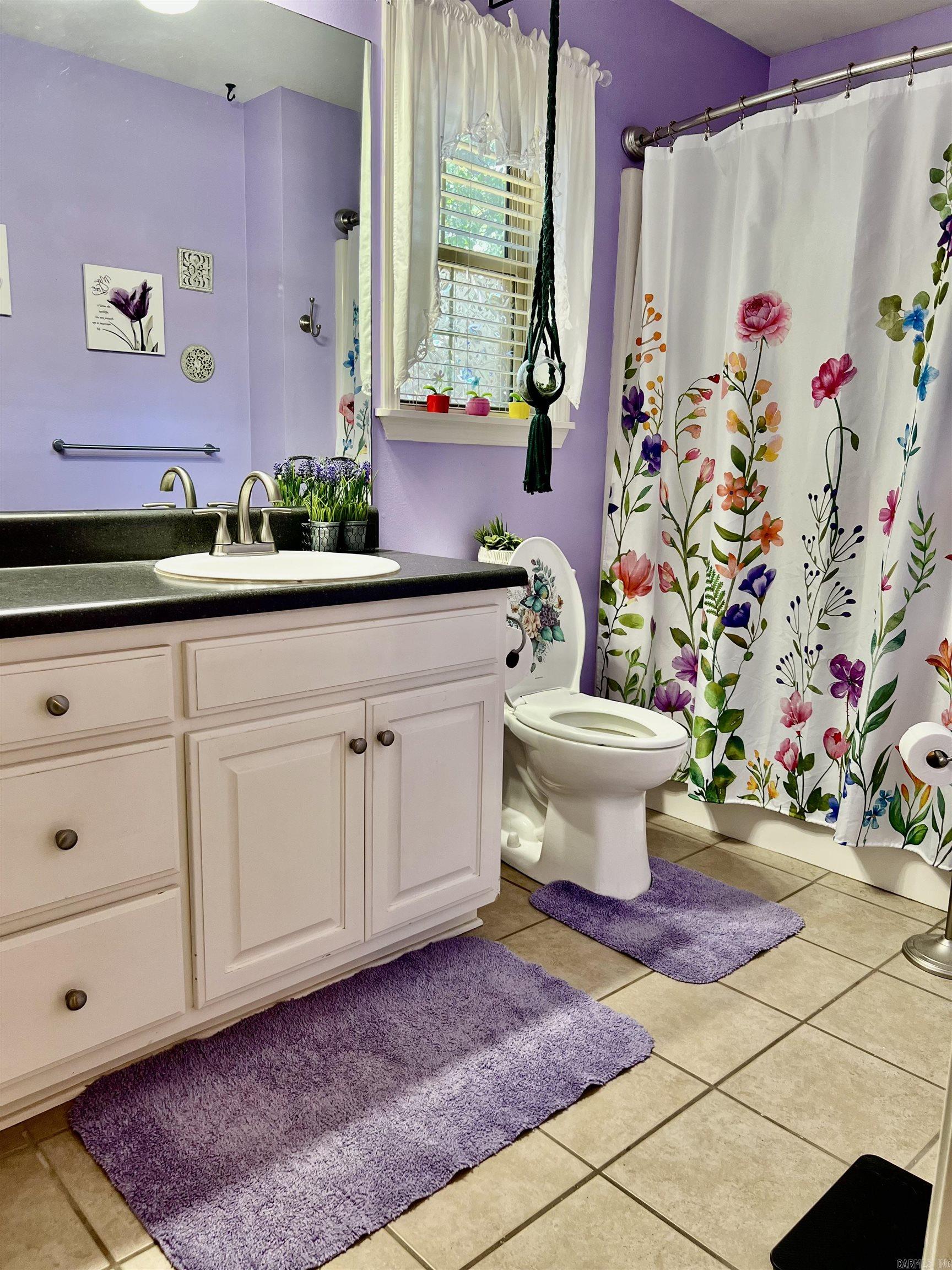 SKYLINE MEADOWS - Residential