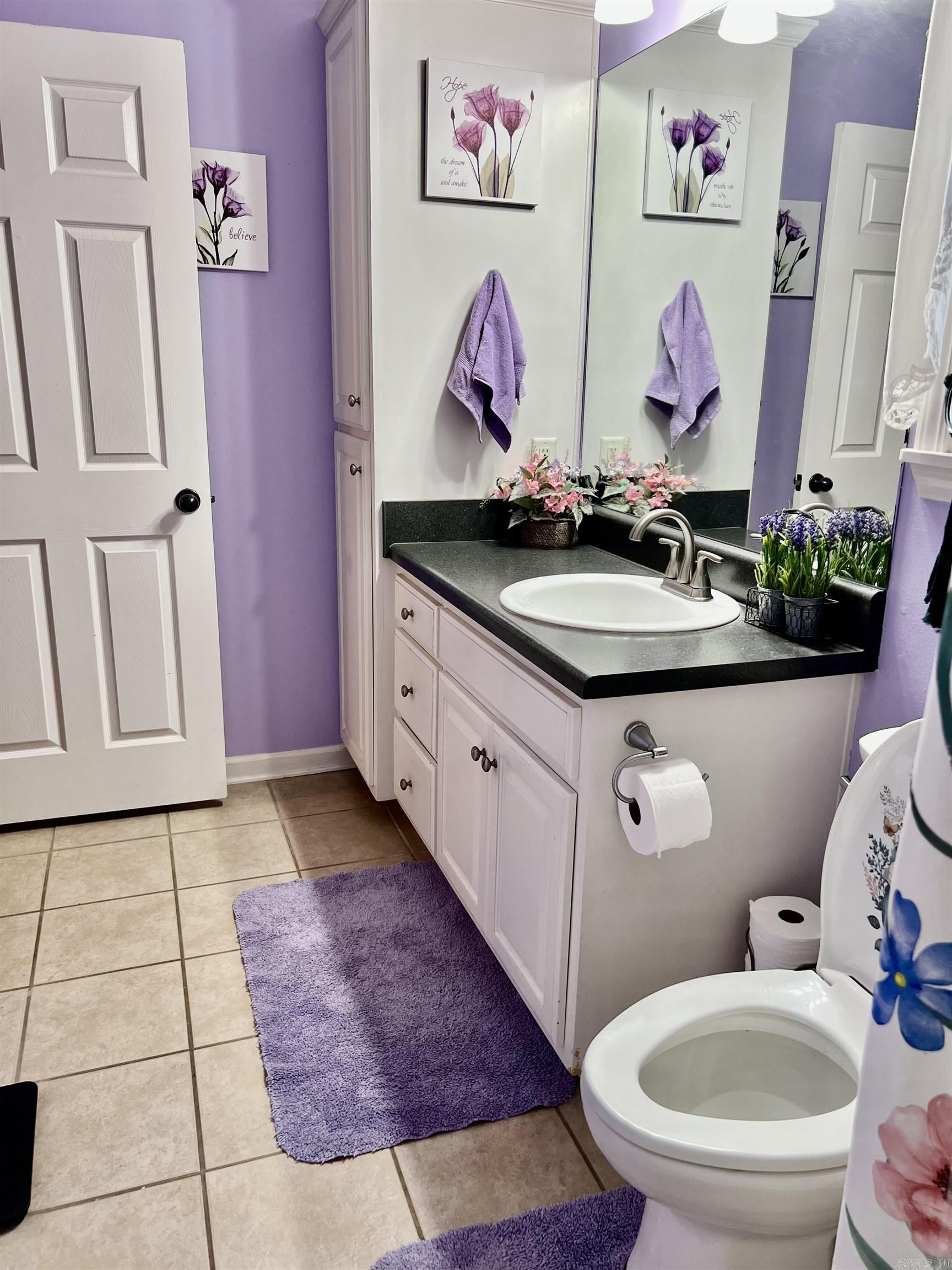 SKYLINE MEADOWS - Residential