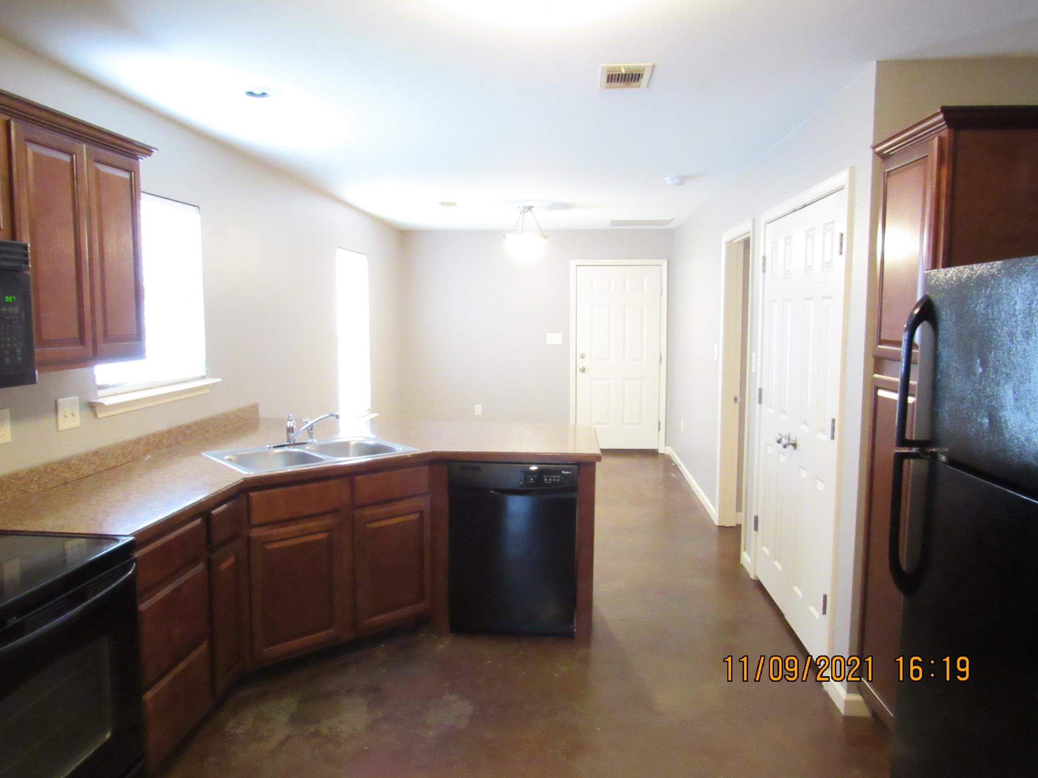 The Falls PUD - Residential Lease