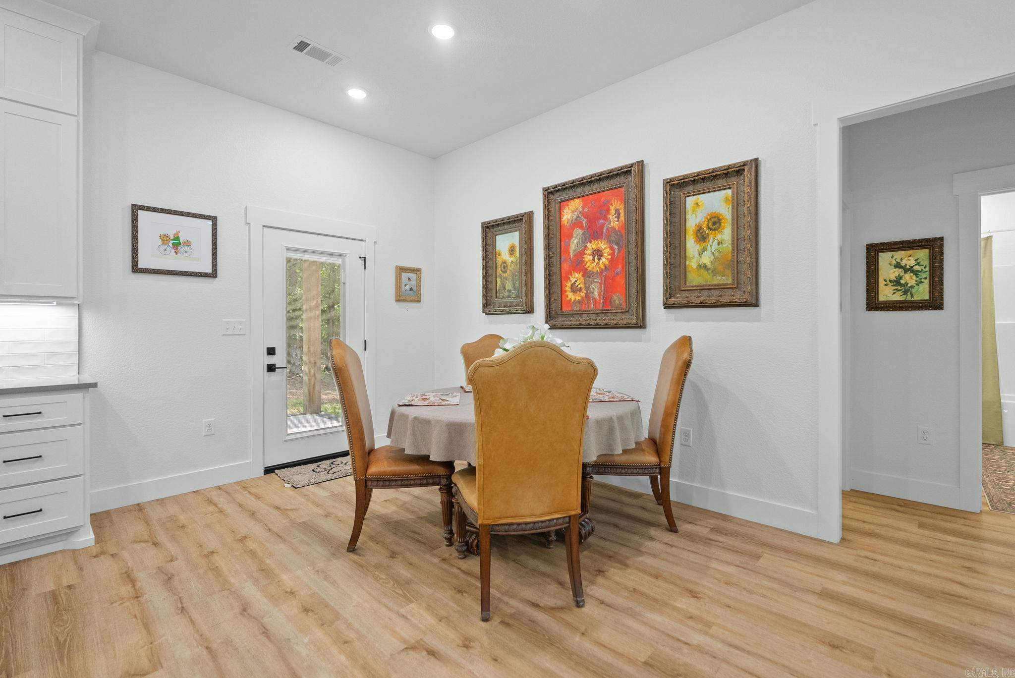 ULES WATSON PLACE - Residential