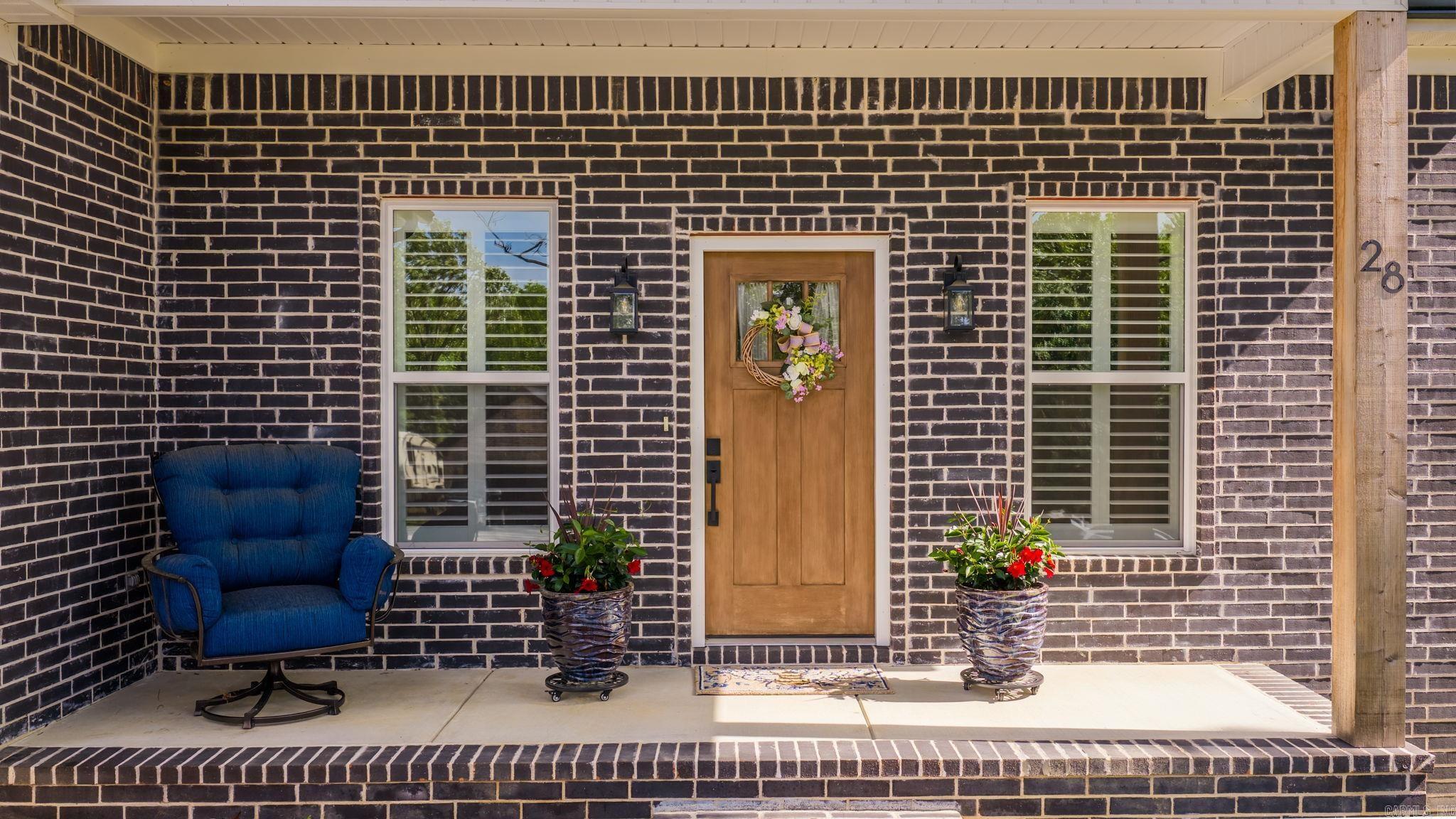 ULES WATSON PLACE - Residential