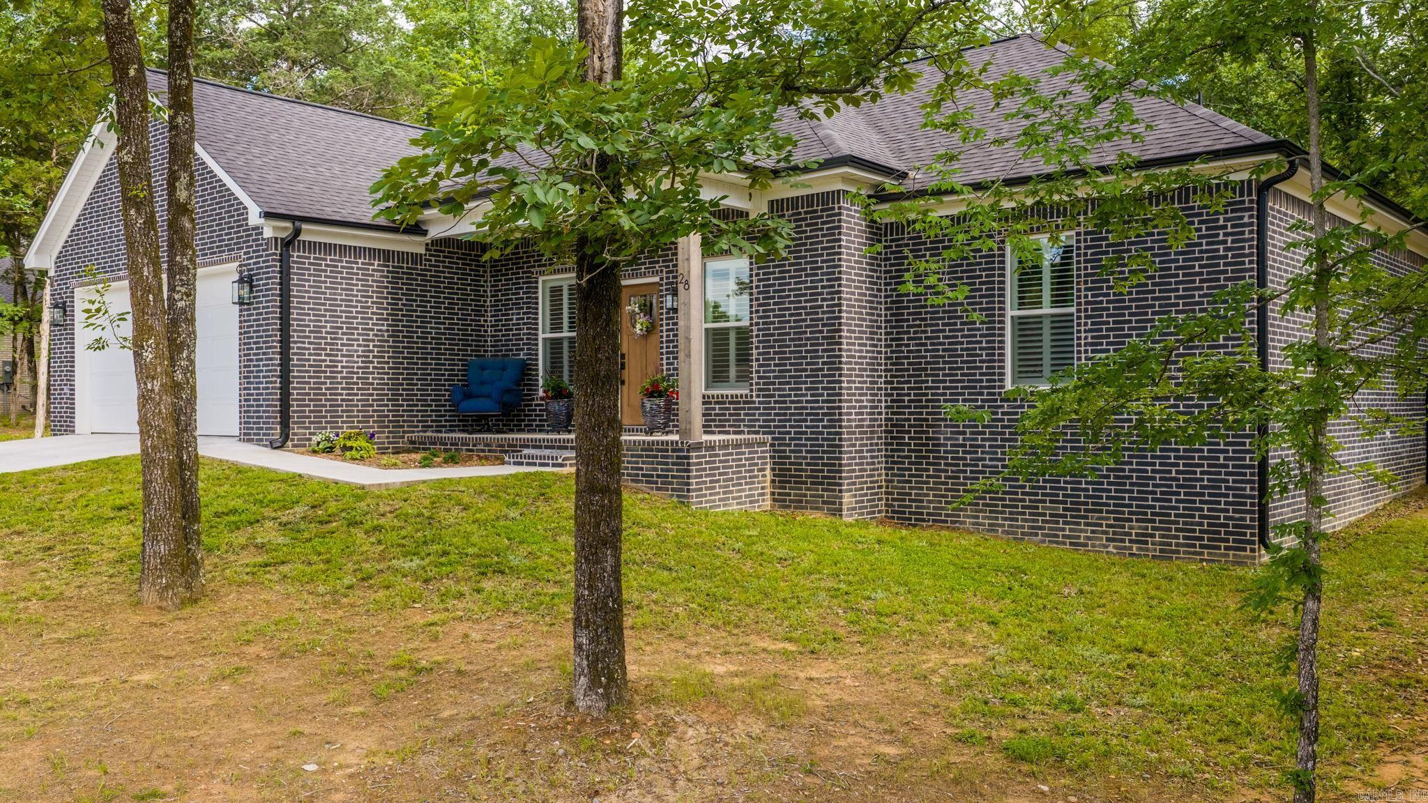 ULES WATSON PLACE - Residential