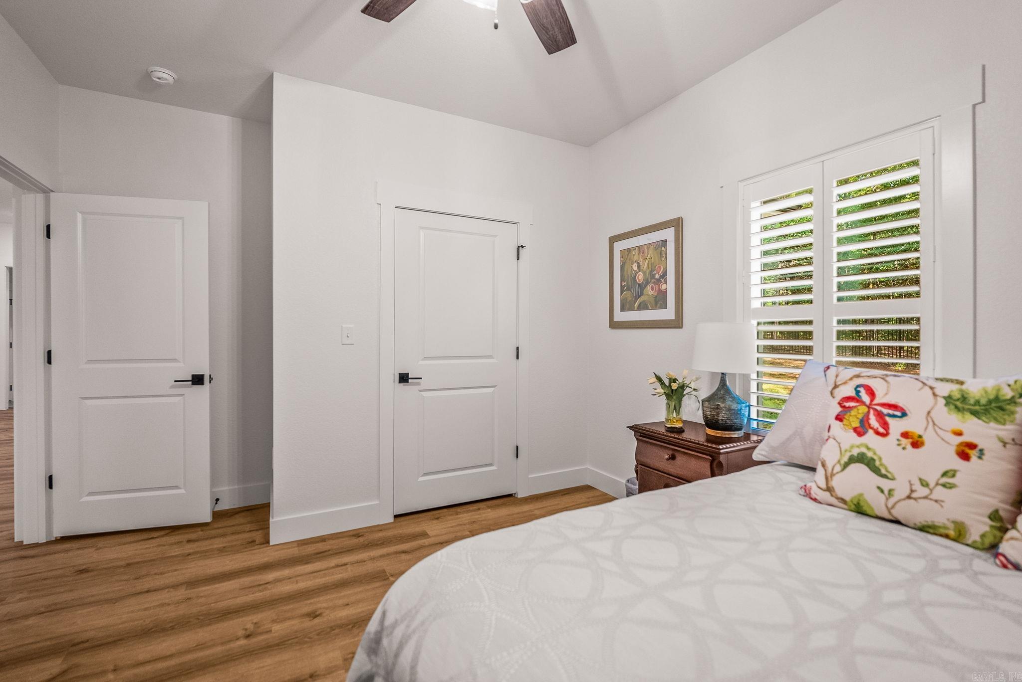 ULES WATSON PLACE - Residential
