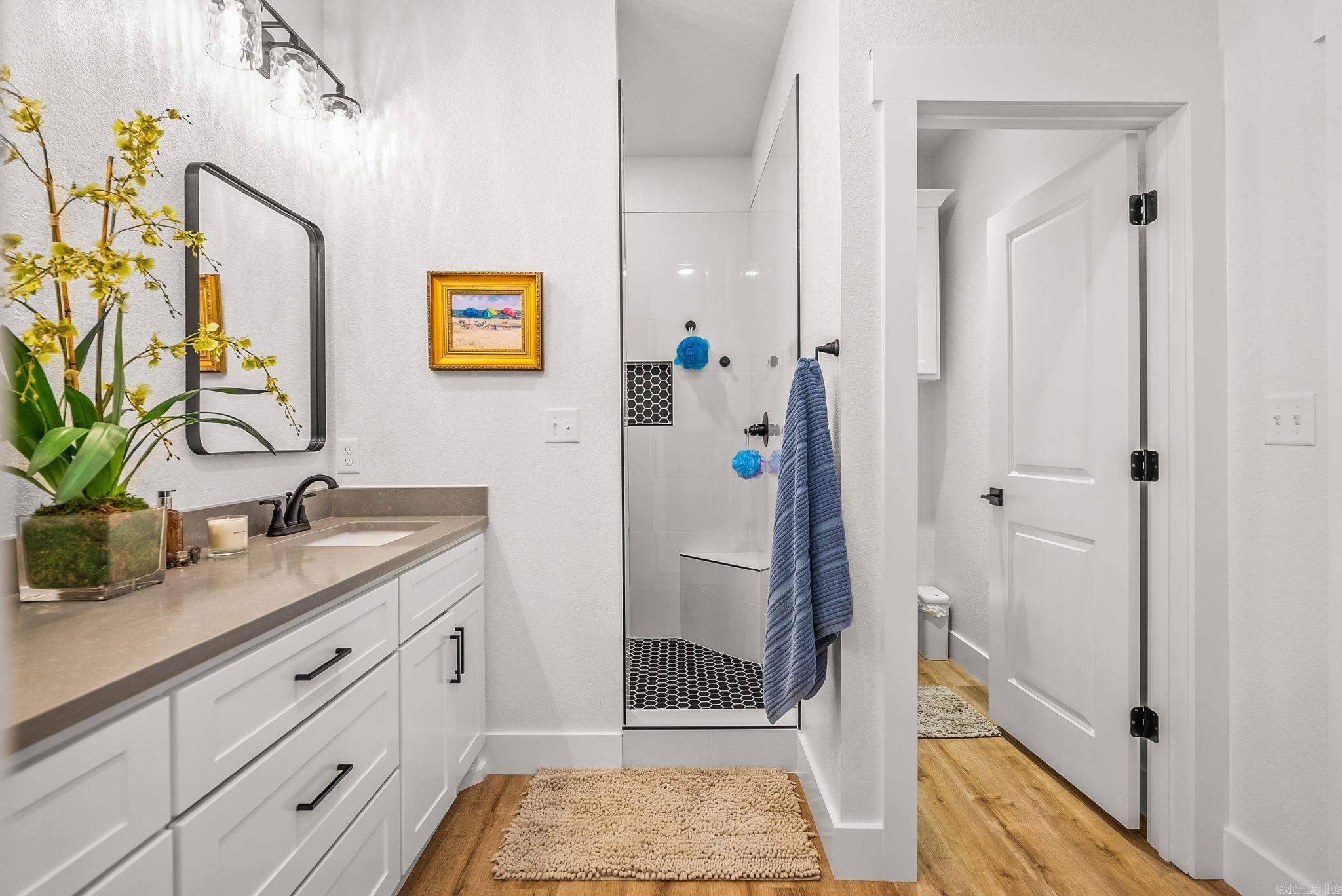 ULES WATSON PLACE - Residential
