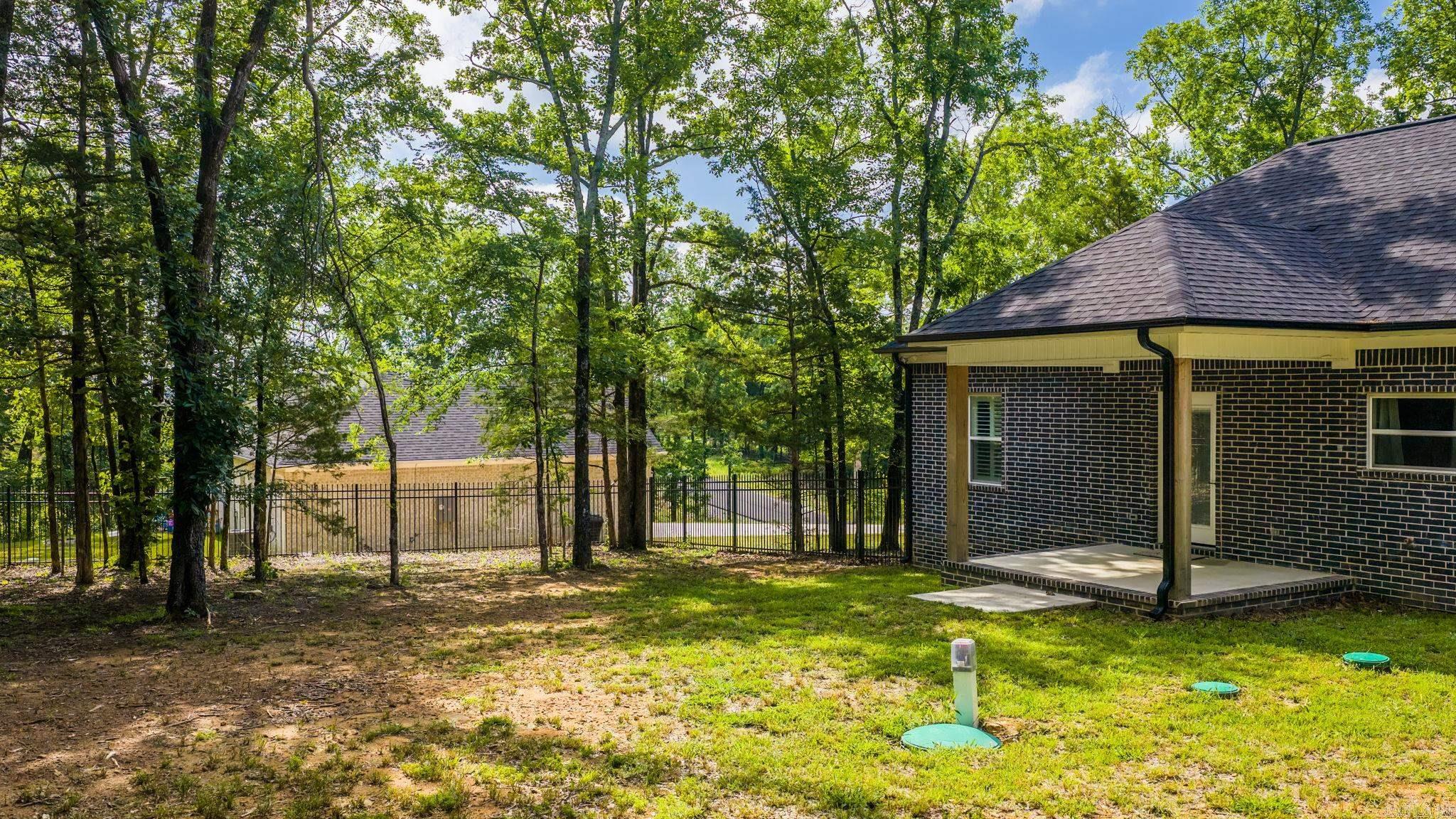 ULES WATSON PLACE - Residential