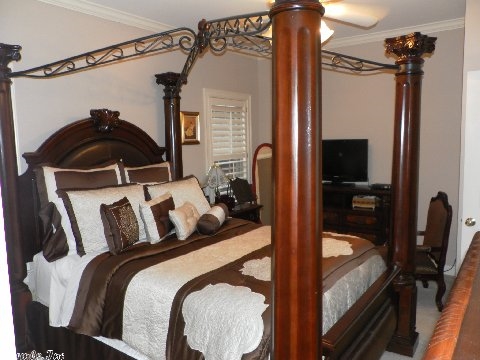 CHENAL VALLEY ABERDEEN - Residential