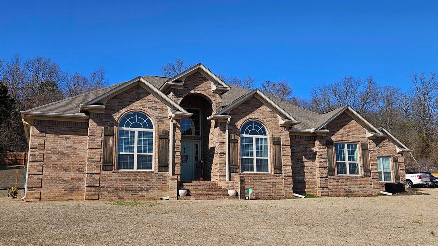 Rural Living near City Conveniences! This is the best of both worlds: peaceful country life with spacious properties and close-knit communities, combined with easy access to city amenities like restaurants, shopping, and entertainment. Come on out to Greenbrier! It is 2024's safest city in Arkansas, and is known for its great schools. This home features 5BR's (or 4 and a great office); 3BA's, approx. 2,528 sqft, huge lot, 3 car garage, incredible curb appeal, big bedrooms, lots of storage, gas log fireplace, nice finishes, and so much more. Make your appointment today and don't let this one slip away!