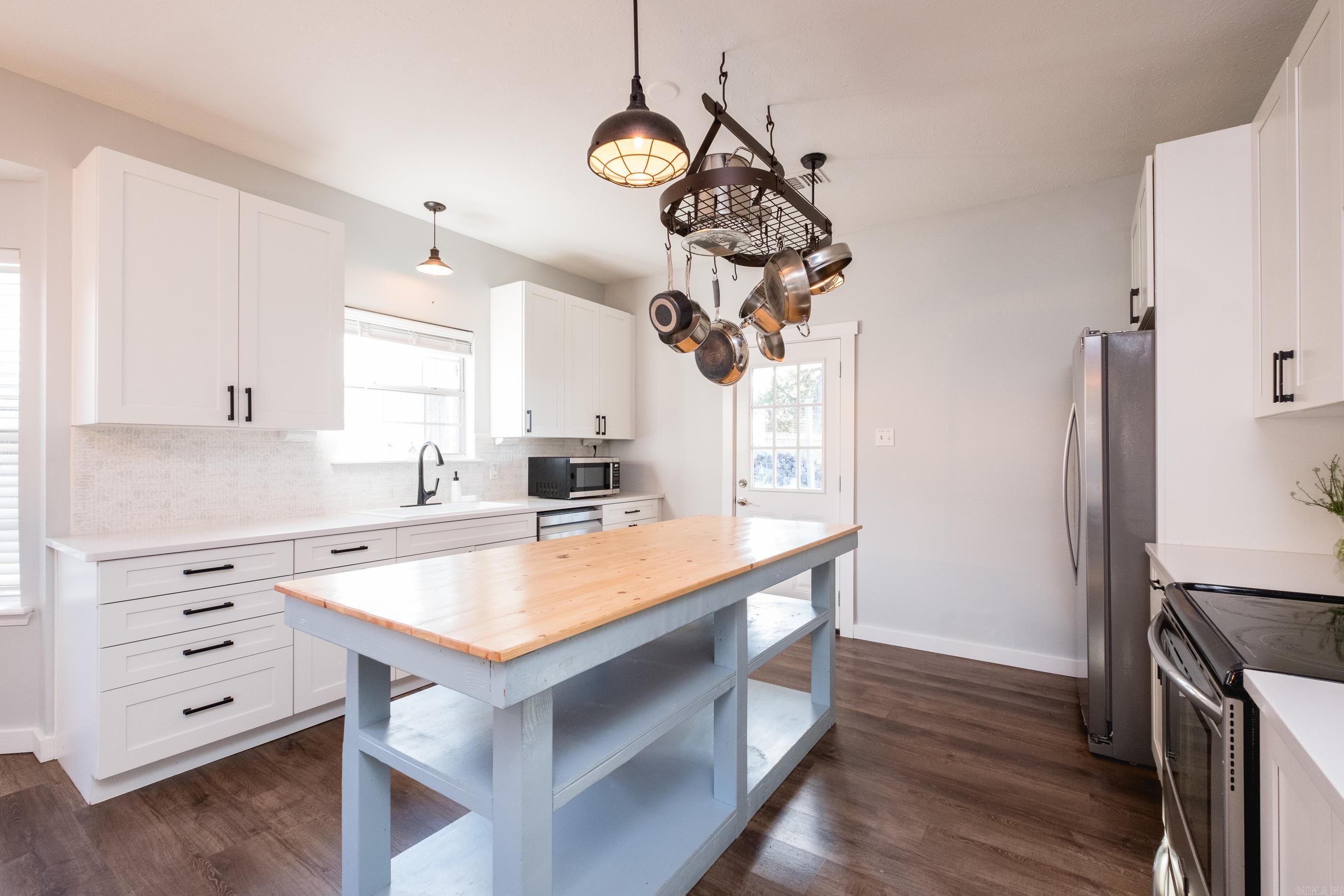 WOODLAND HEIGHTS ADDN - Residential