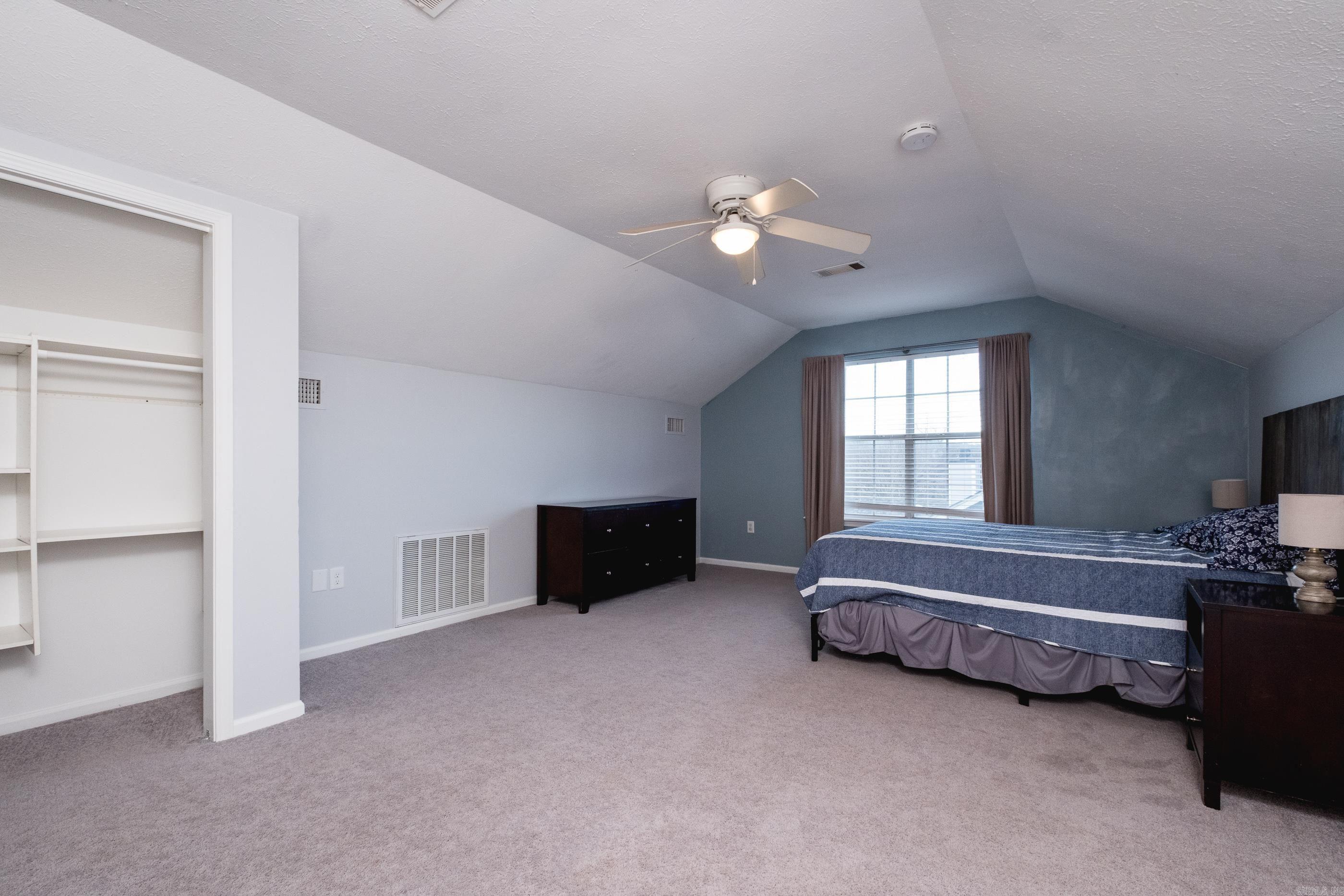 WOODLAND HEIGHTS ADDN - Residential