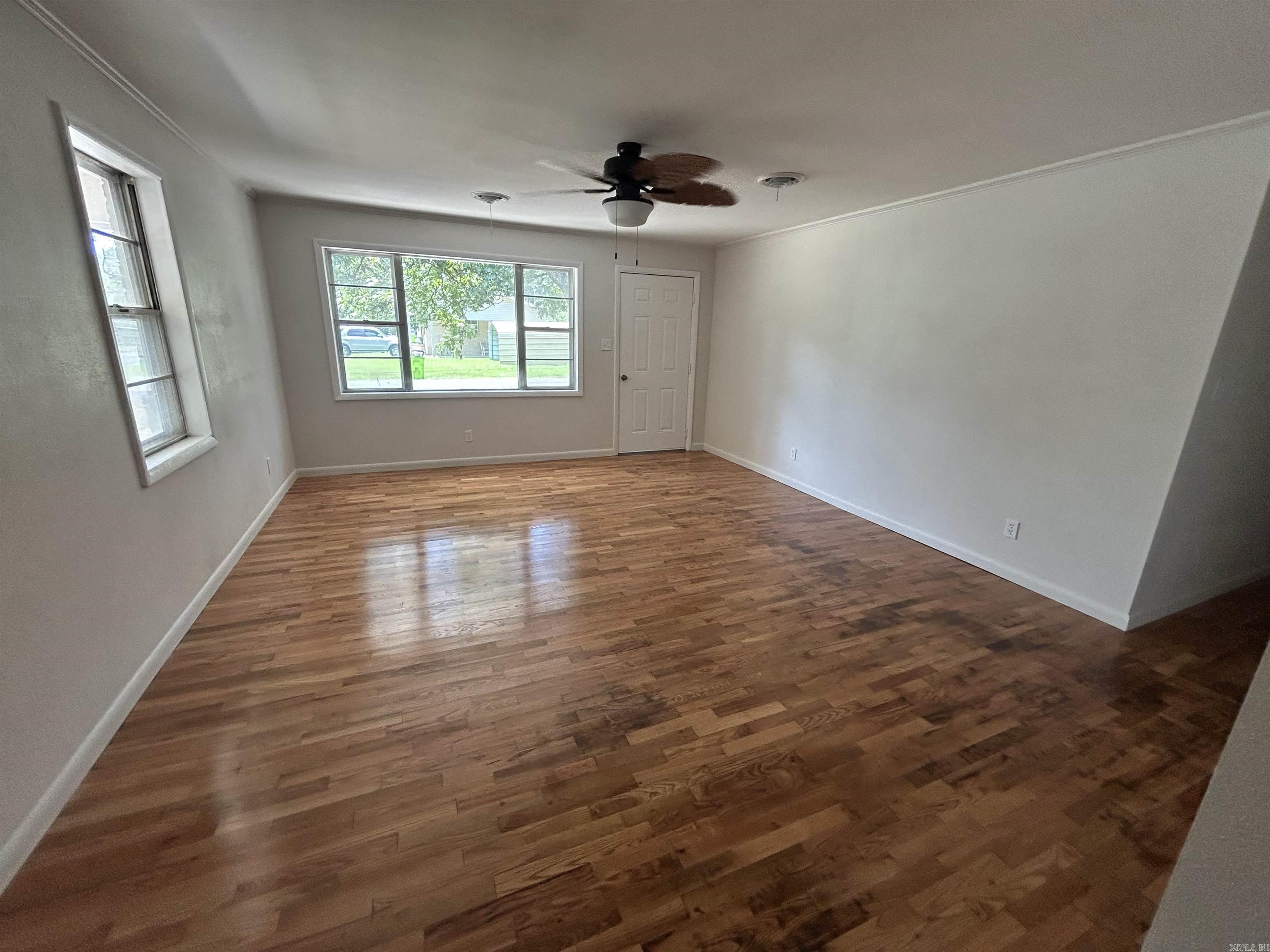 CRESCENT HILL - Residential