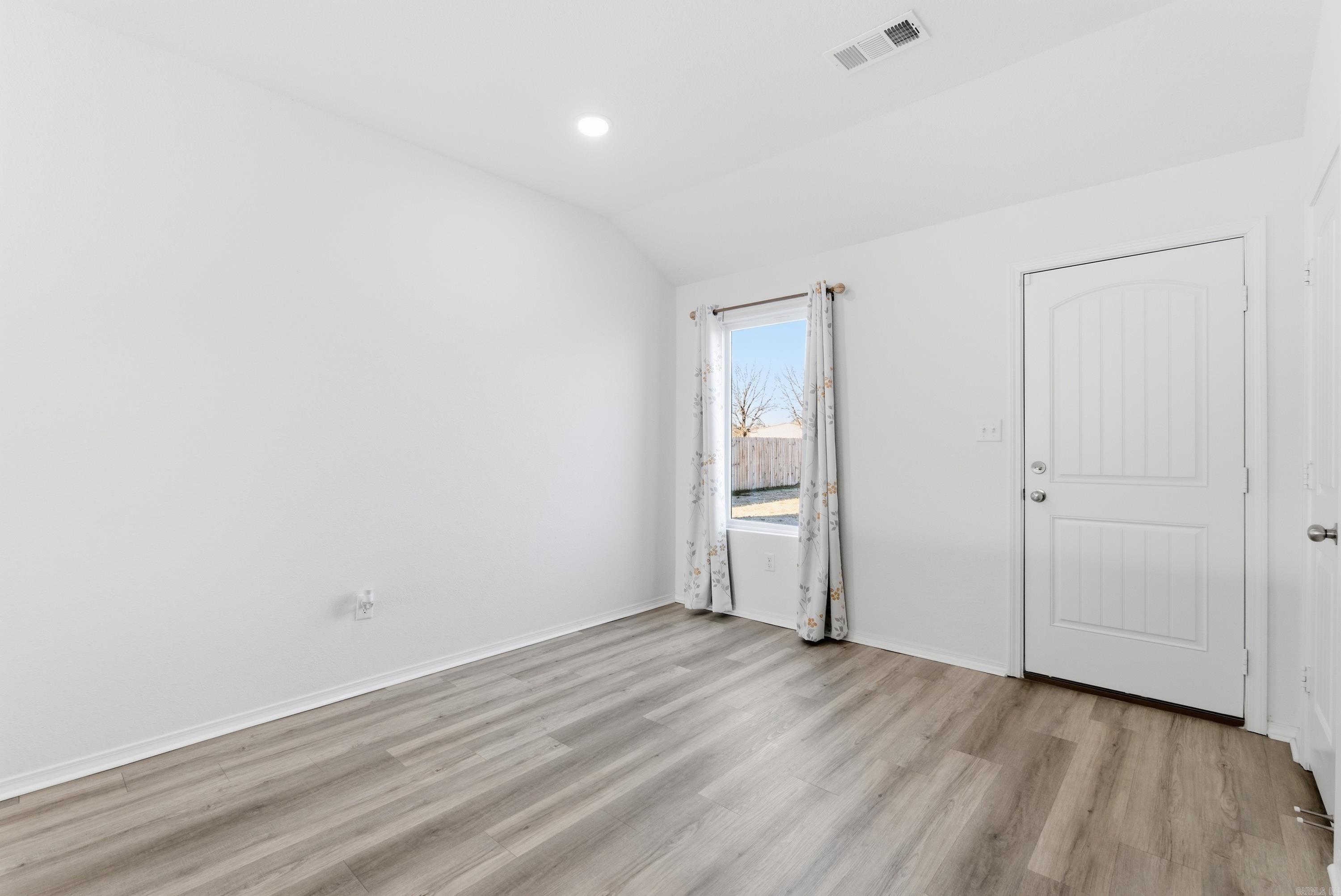 HILL FARM - Residential