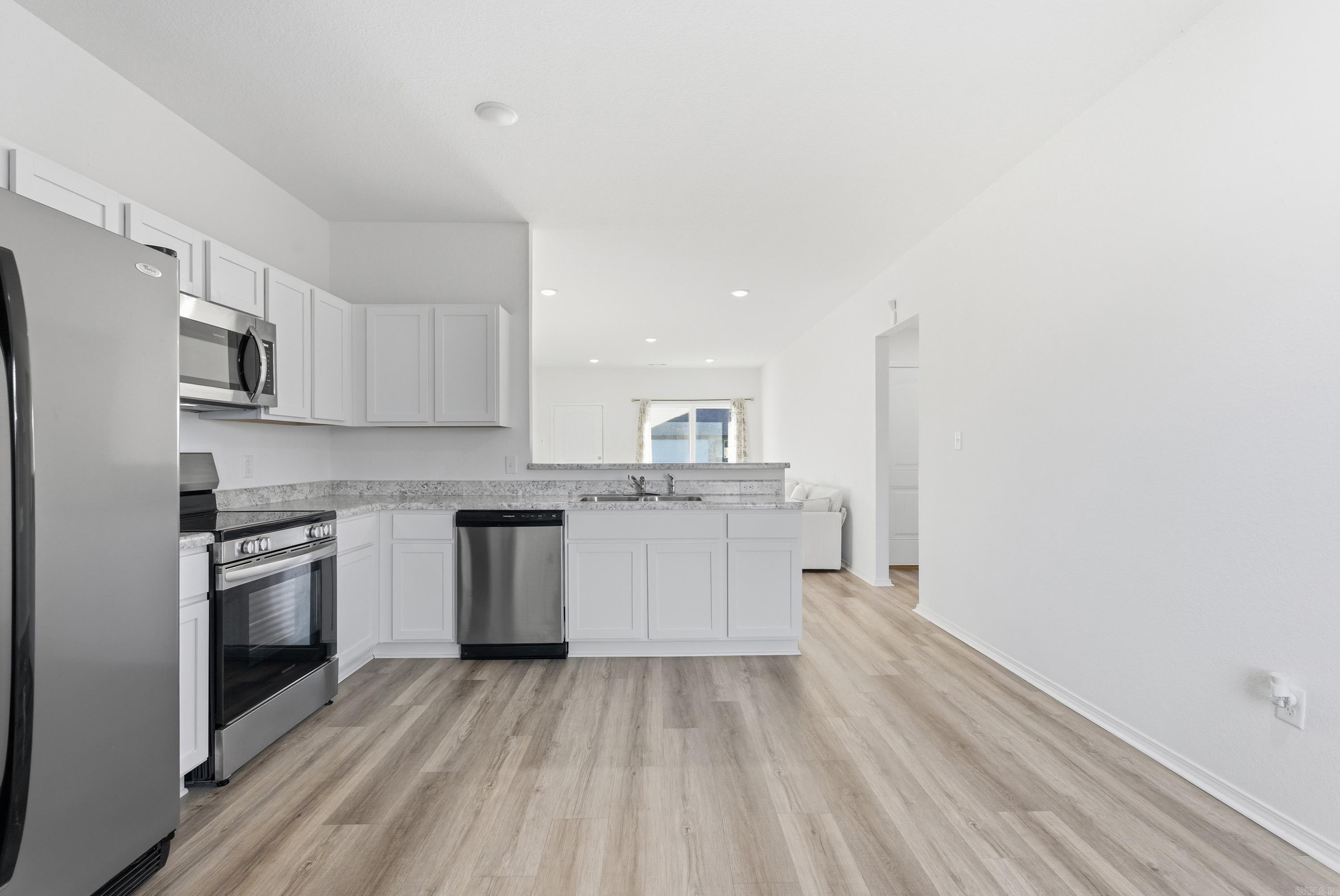 HILL FARM - Residential