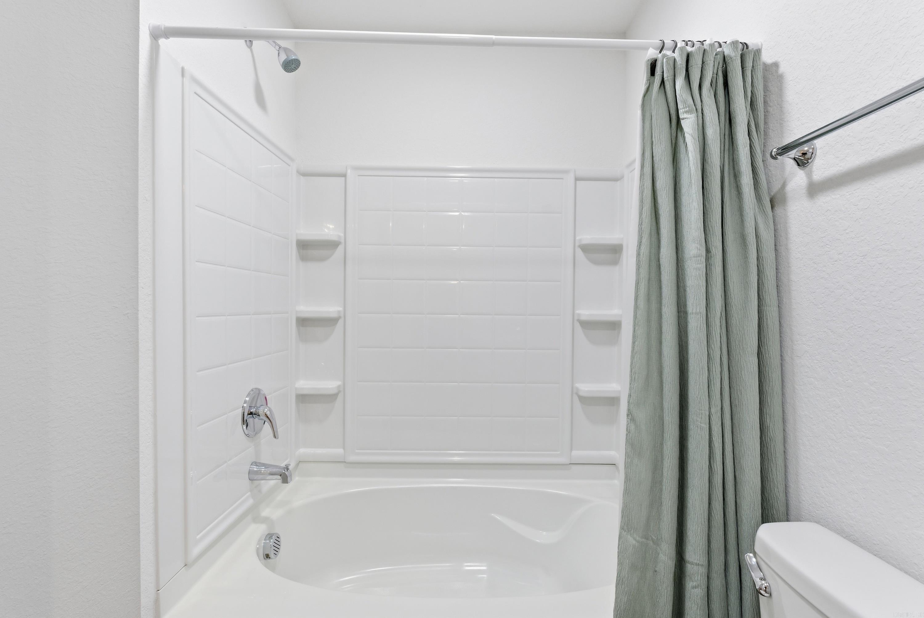 HILL FARM - Residential