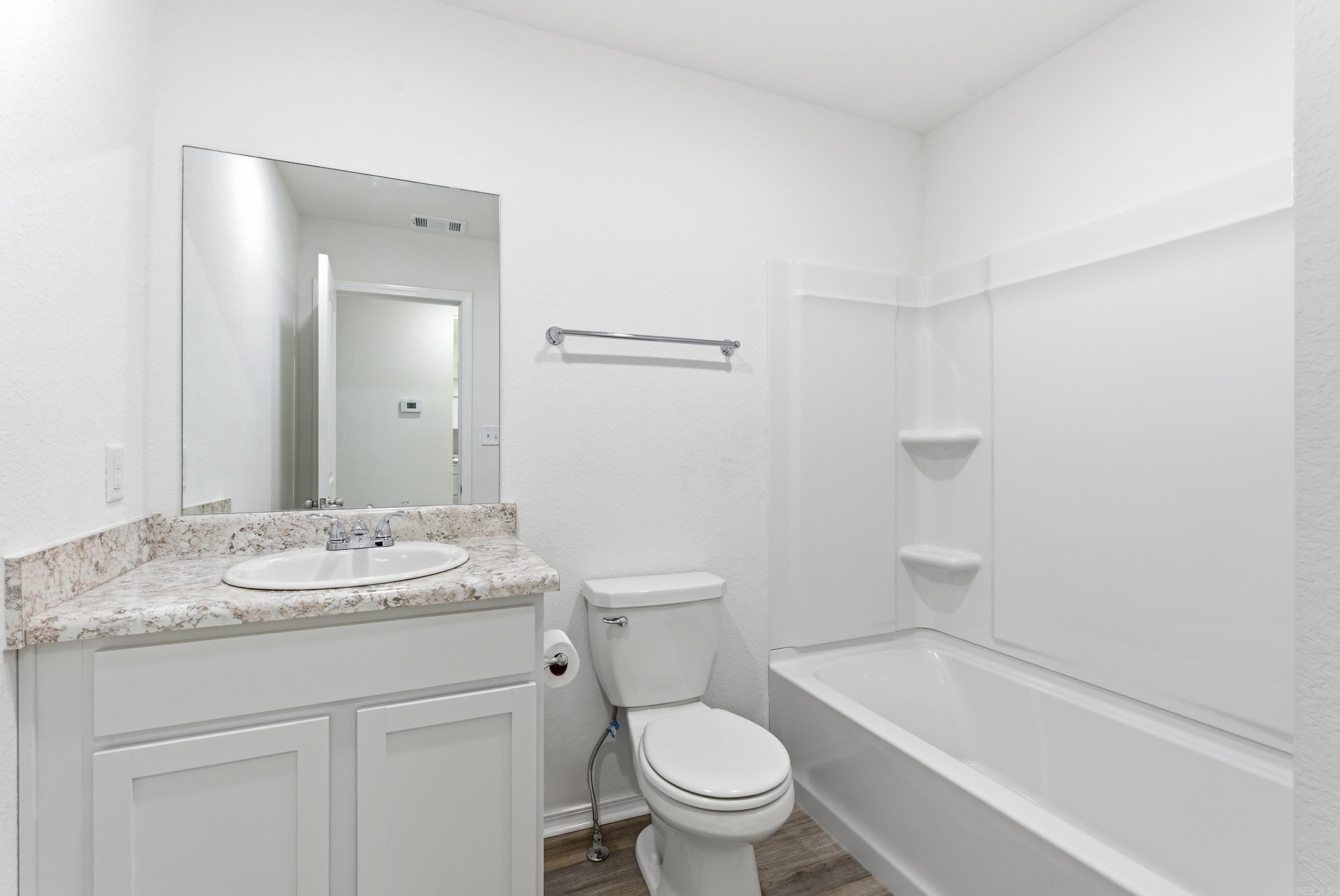 HILL FARM - Residential