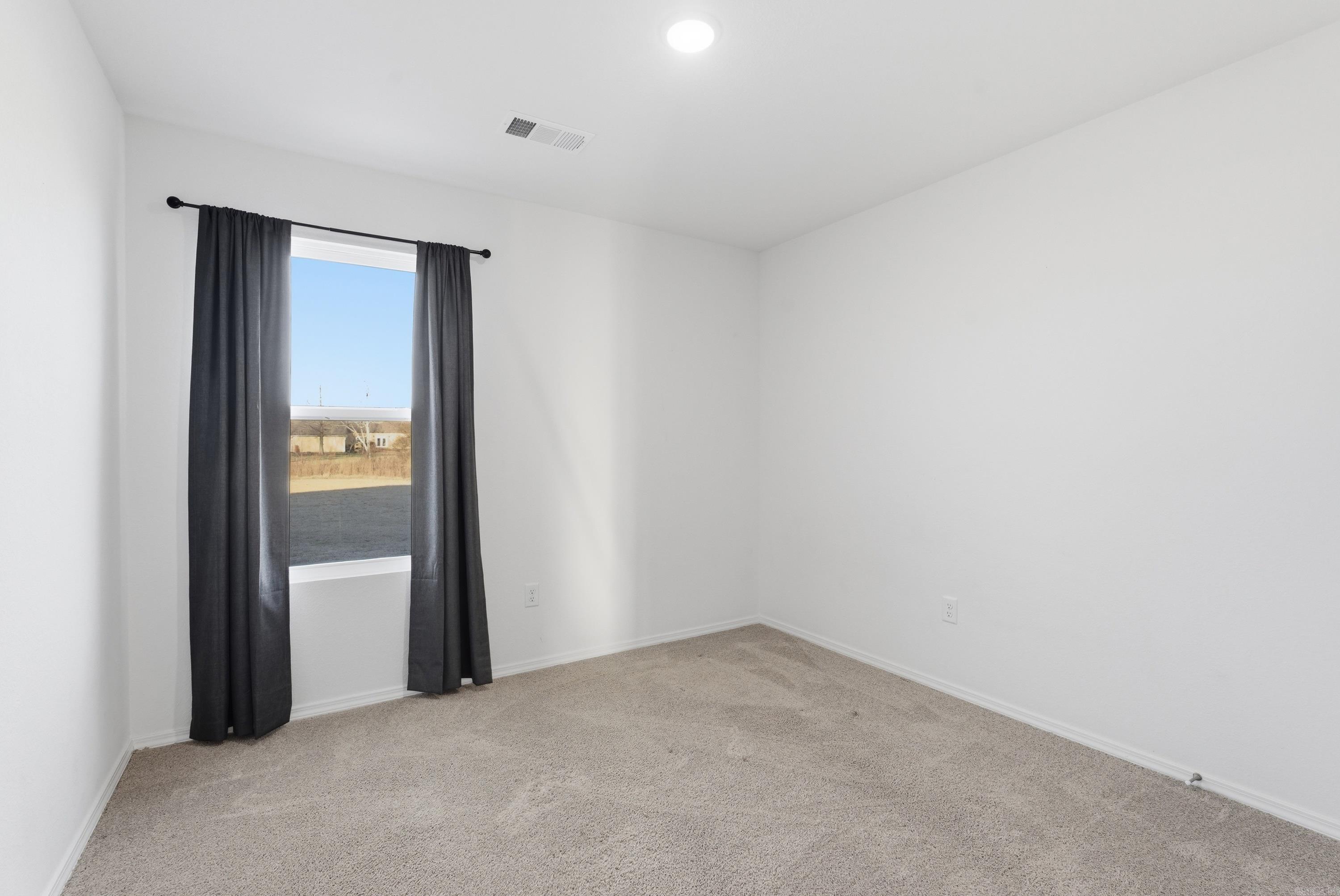 HILL FARM - Residential