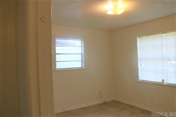 American Manor - Residential Lease