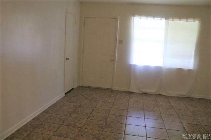 American Manor - Residential Lease