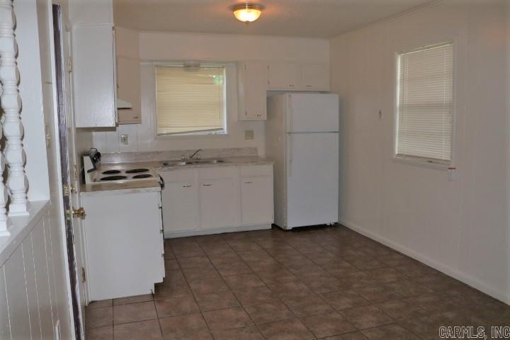 American Manor - Residential Lease