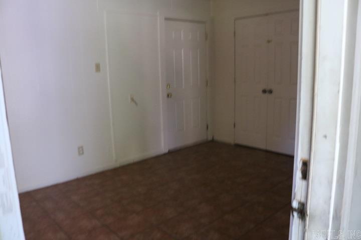 American Manor - Residential Lease