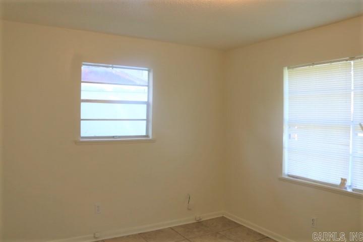 American Manor - Residential Lease