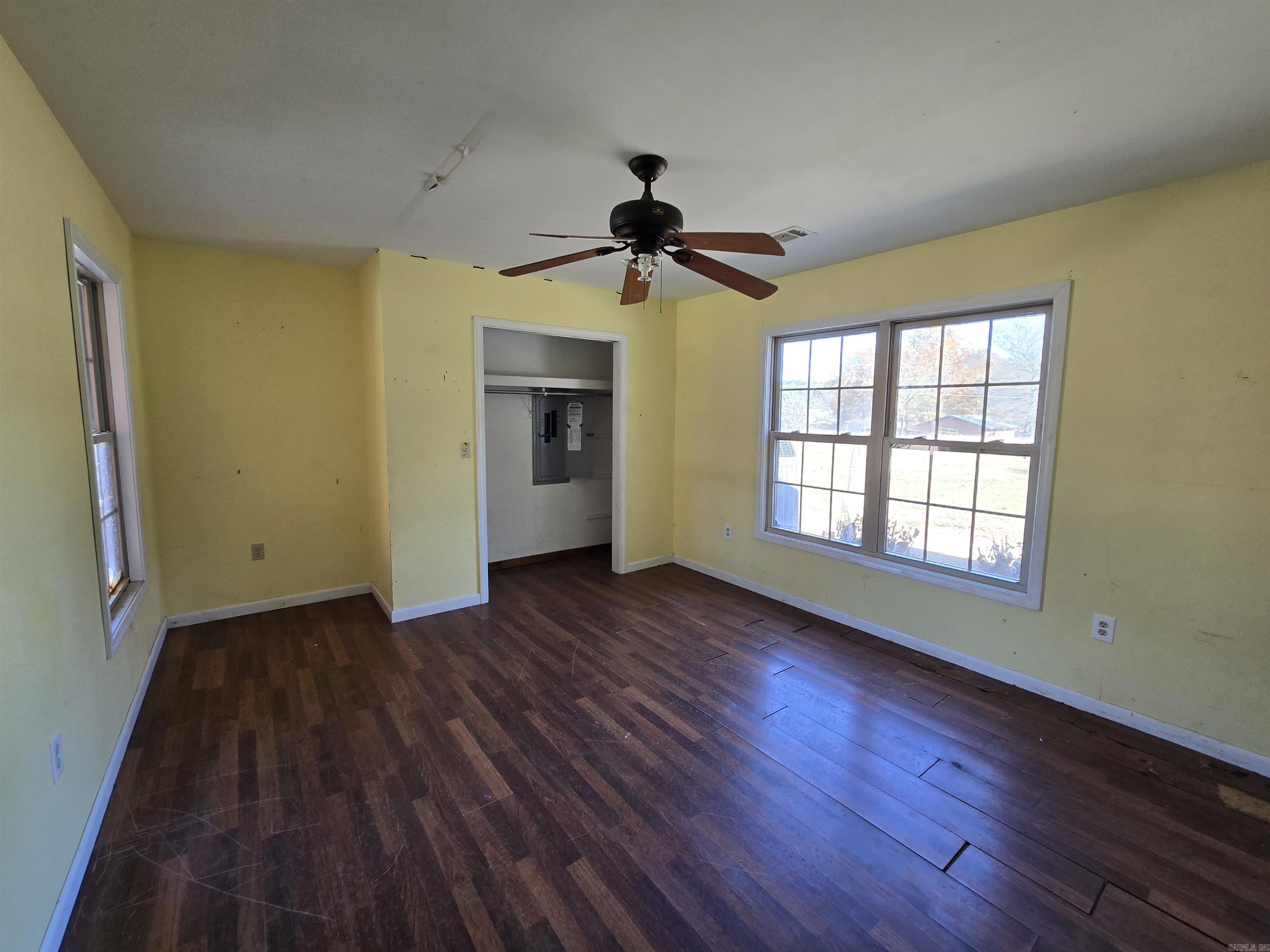 Metes & Bounds - Residential