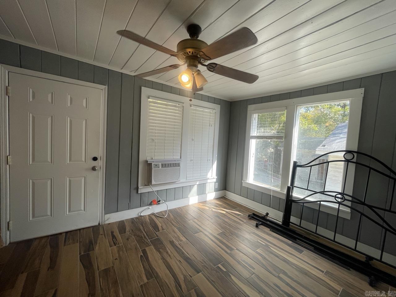 Morrison & Belding - Residential