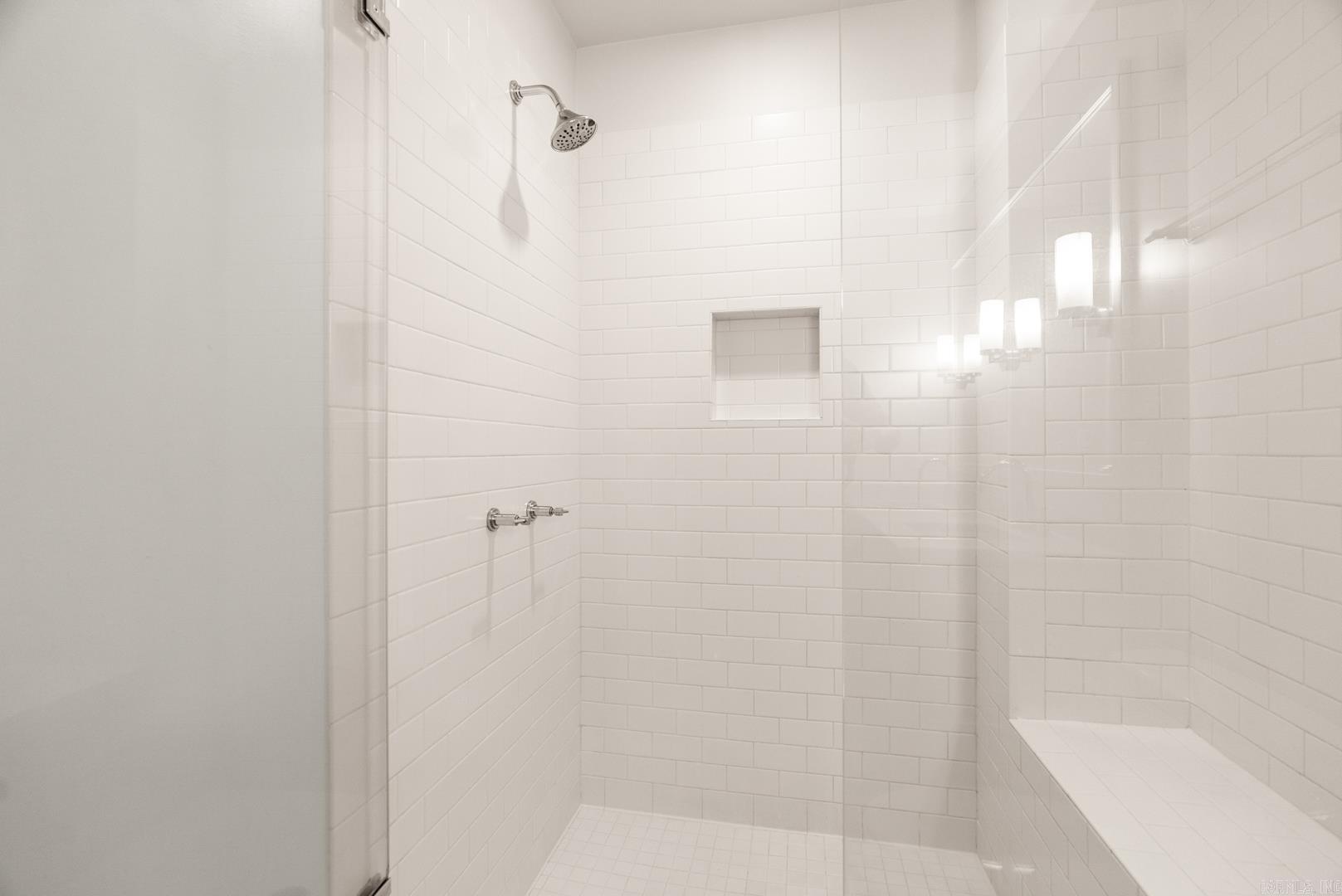 RIVER MARKET PLACE - Residential