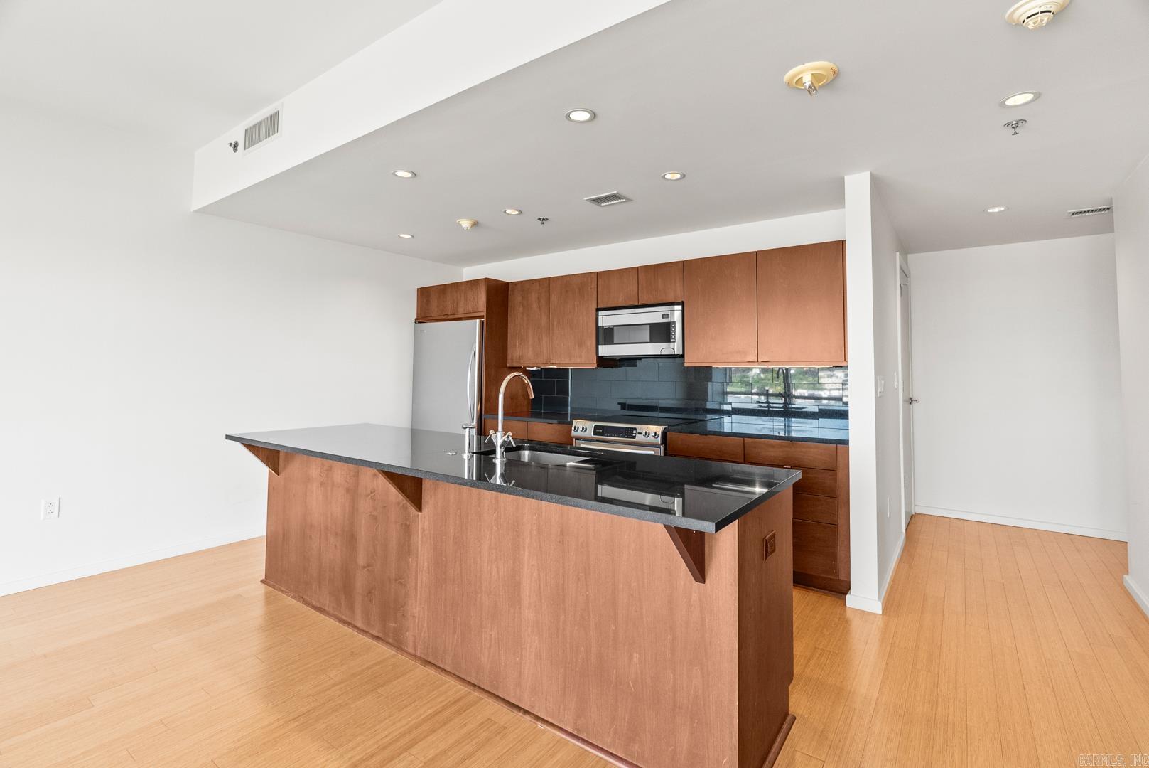 RIVER MARKET PLACE - Residential