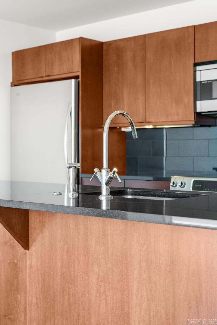 RIVER MARKET PLACE - Residential