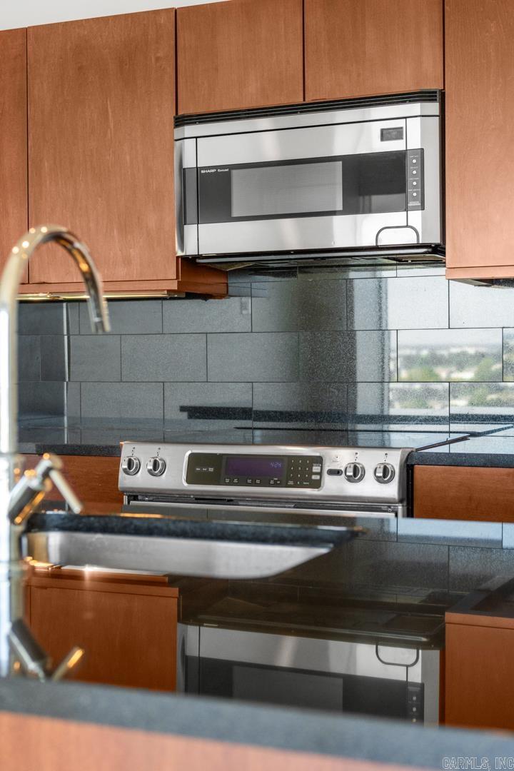 RIVER MARKET PLACE - Residential