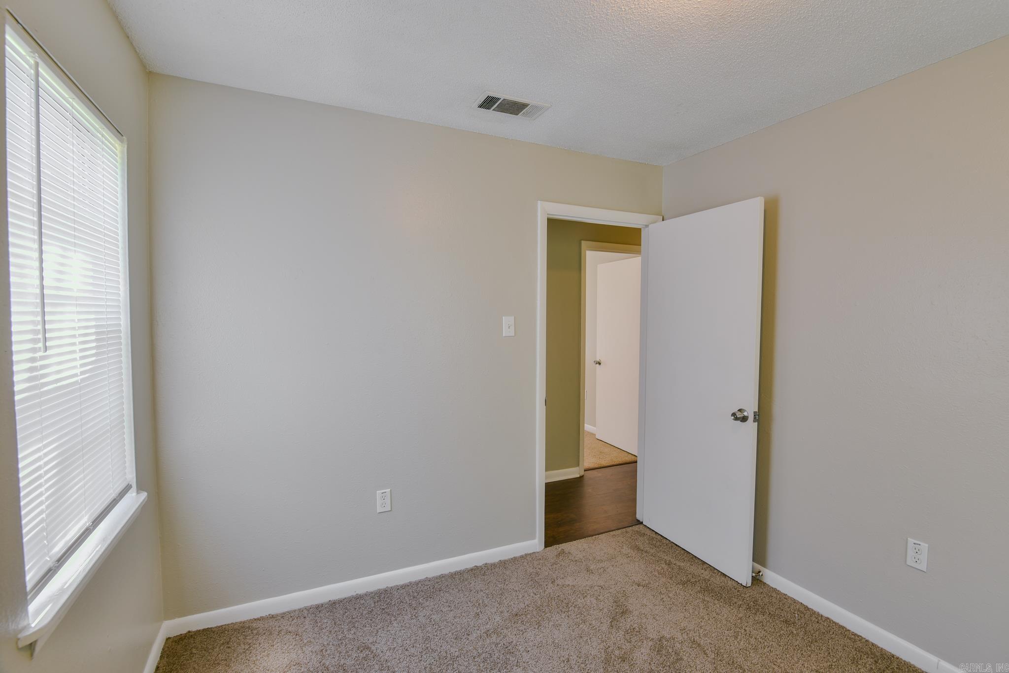 COUNTRY CLUB TO JACK - Residential