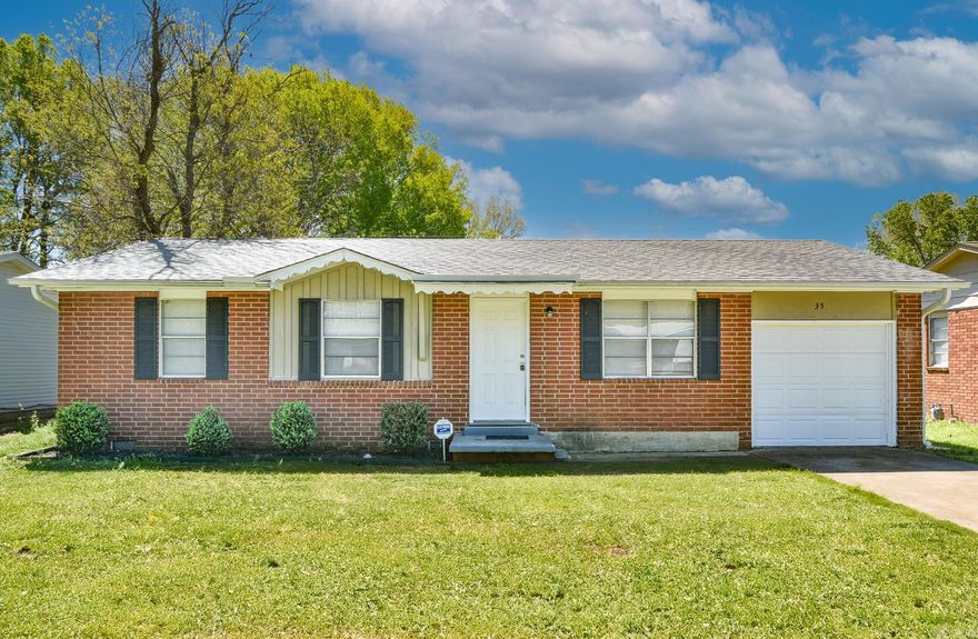 Look at this!  Recently remodeled home with great curb appeal. Newer roof, paint, flooring, fixtures. Don't miss this one!