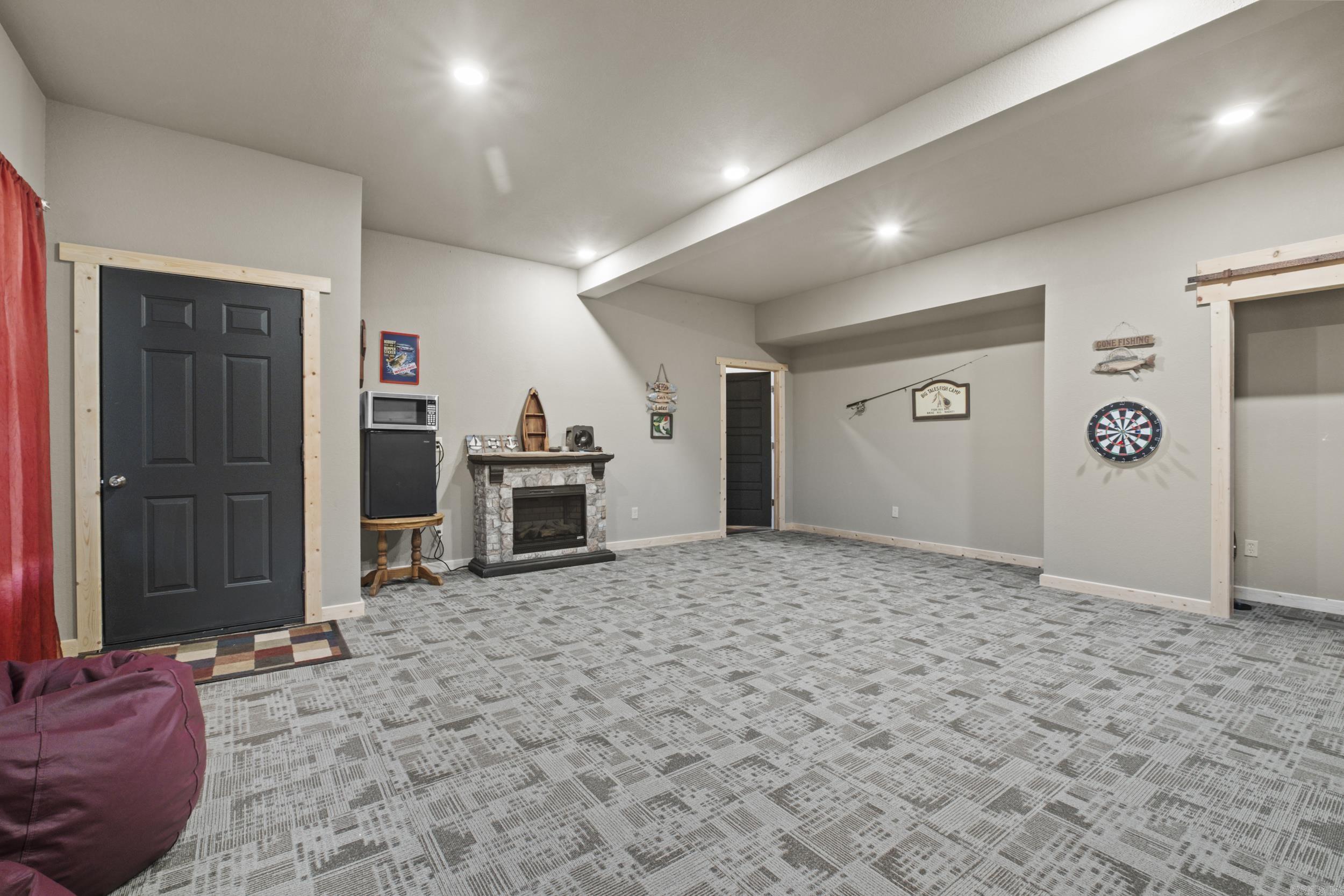 Seven Pointe Lake - Residential