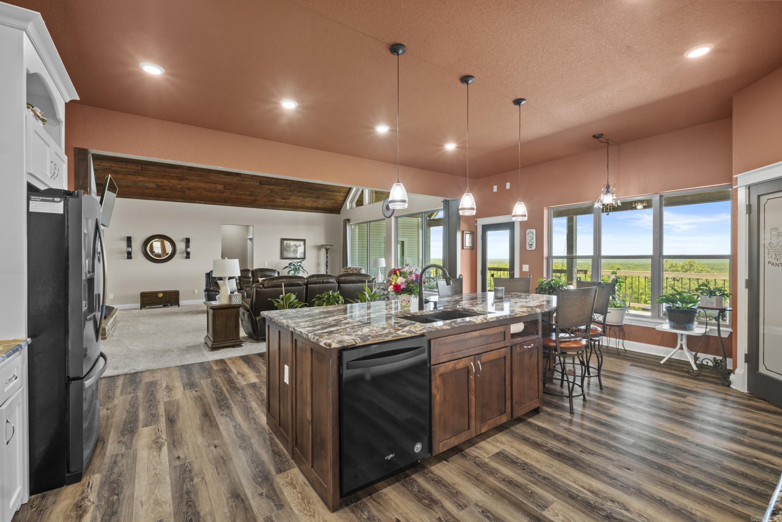 Seven Pointe Lake - Residential
