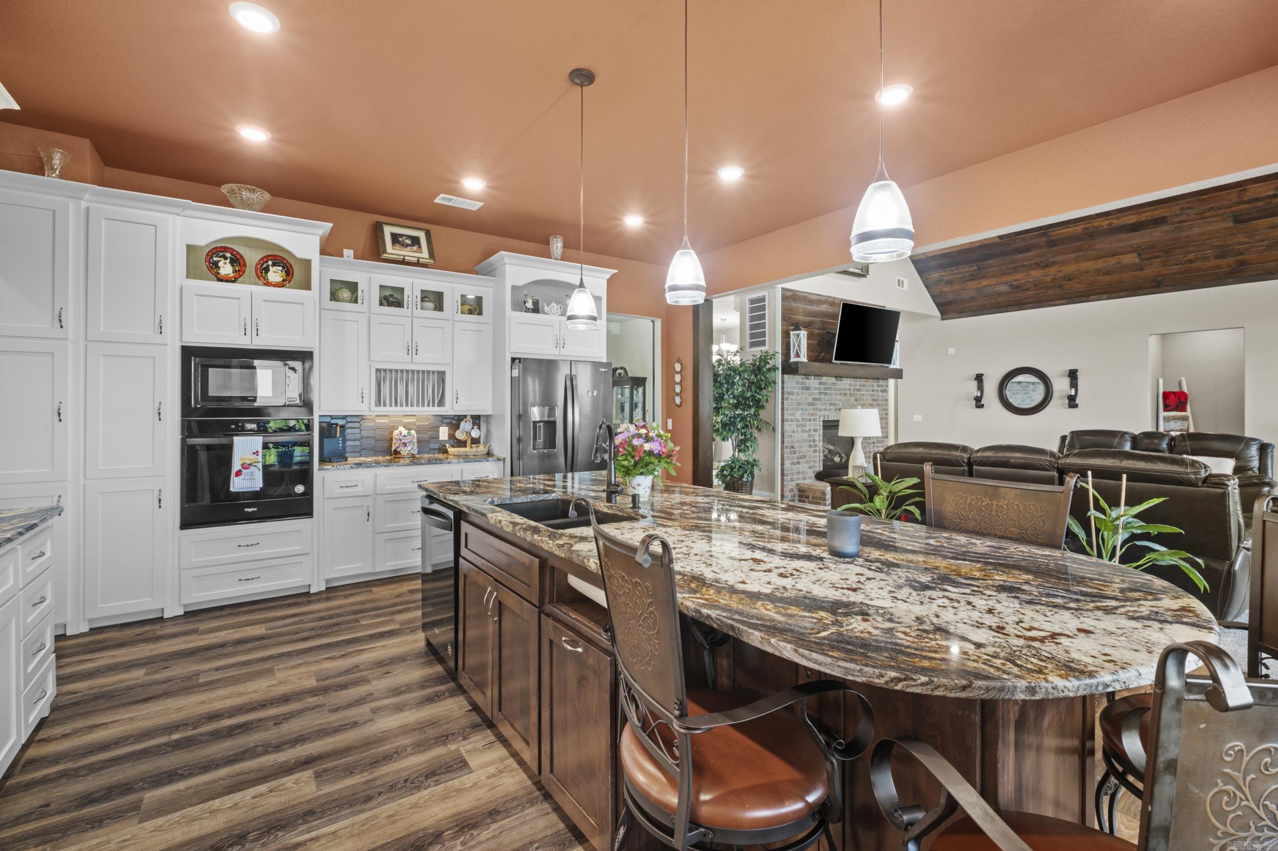 Seven Pointe Lake - Residential