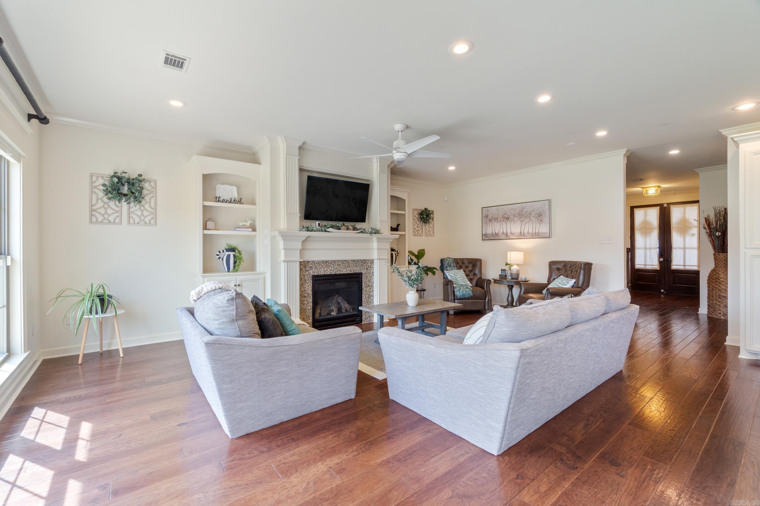 Chapel Creek - Residential