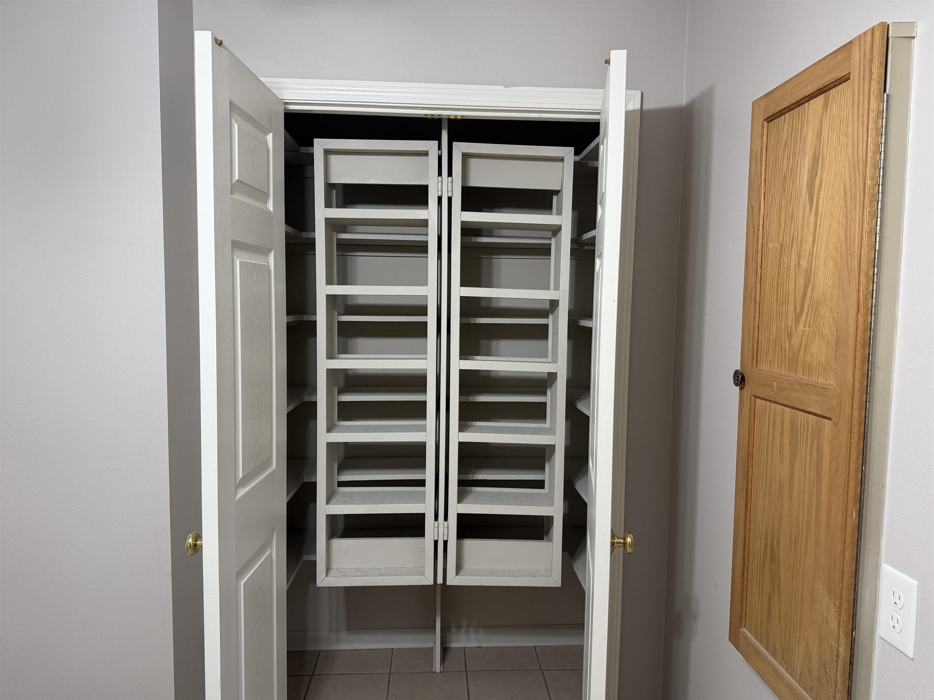 McNew Realty Co - Residential