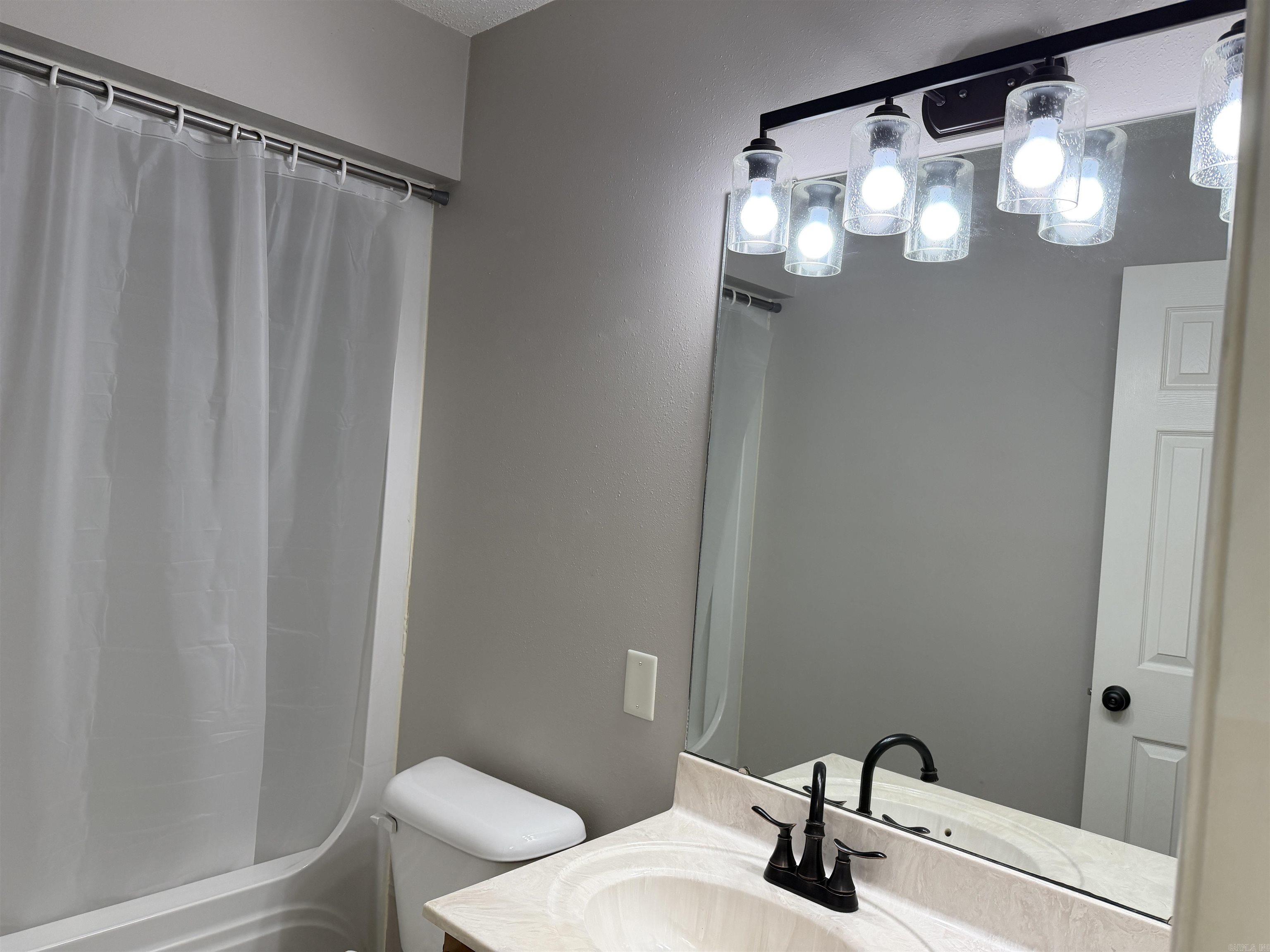 McNew Realty Co - Residential