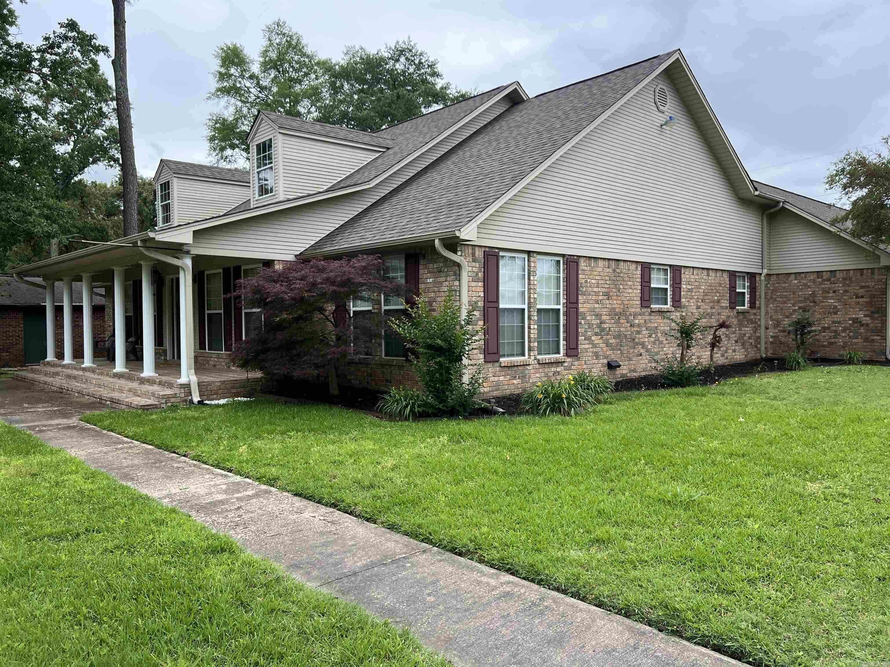 McNew Realty Co - Residential