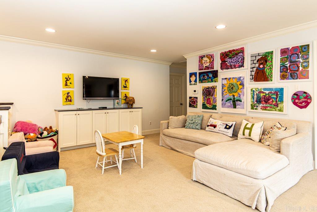 FOREST HEIGHTS PLACE - Residential