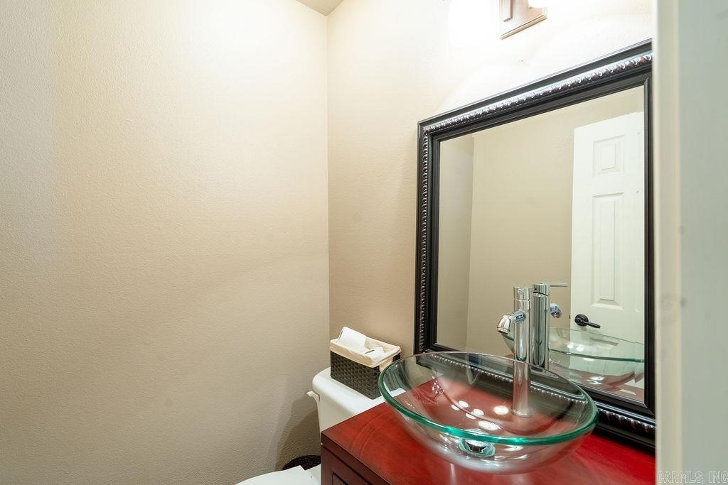 LAKEWOOD HILLS CONDO - Residential