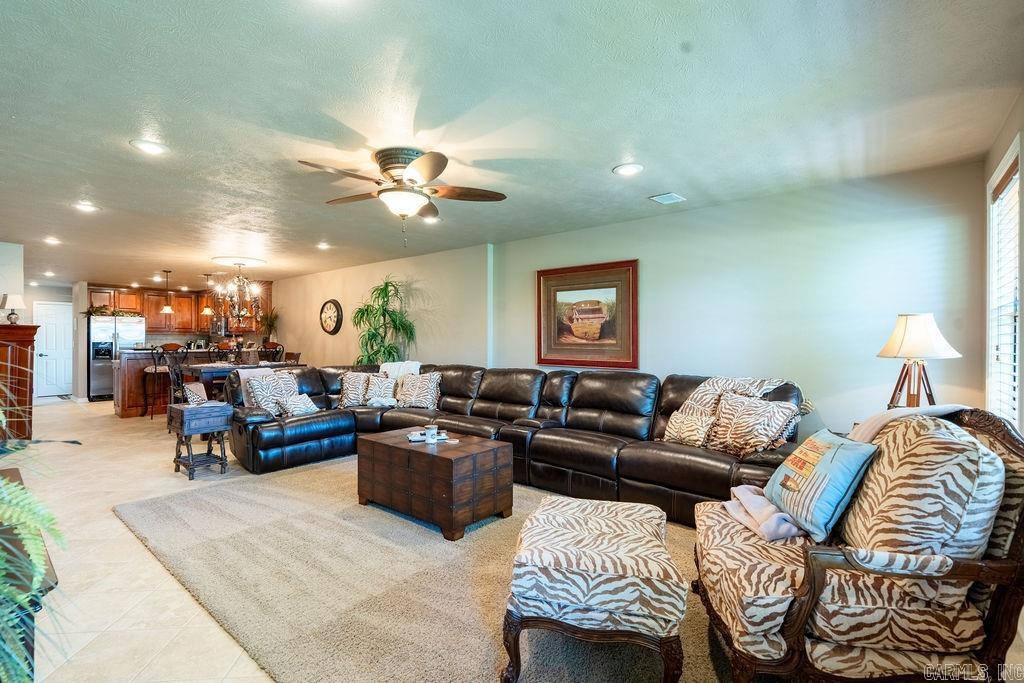 LAKEWOOD HILLS CONDO - Residential